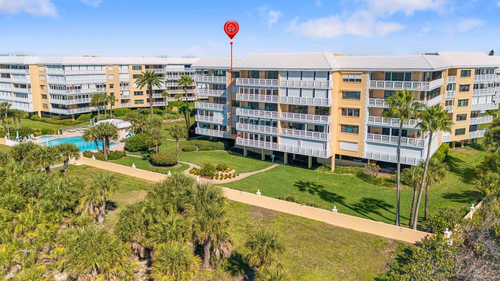 SILVER SANDS BEACH & RACQUET CLUB - Residential