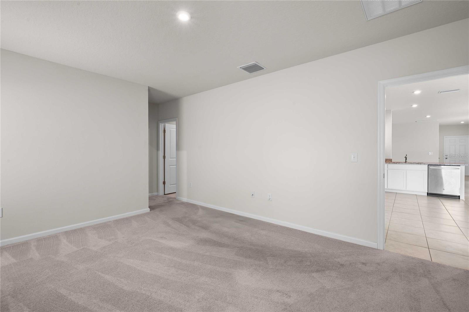 ZEPHYR PLACE - Residential