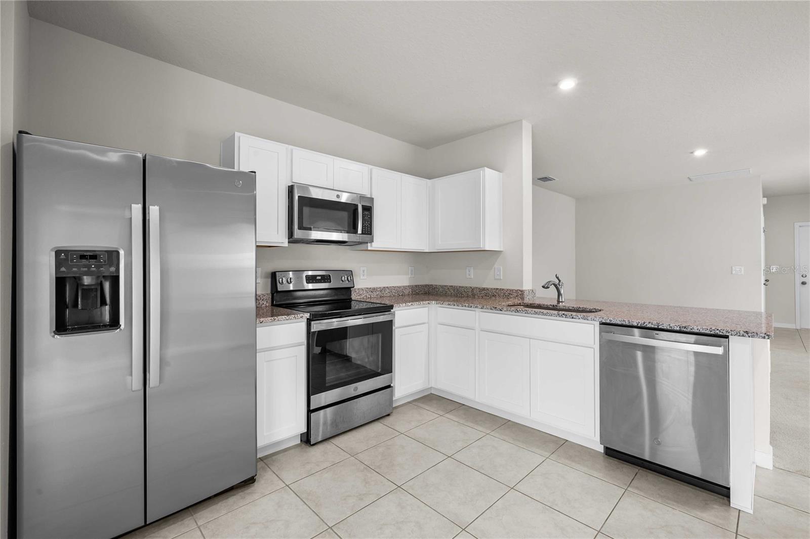 ZEPHYR PLACE - Residential