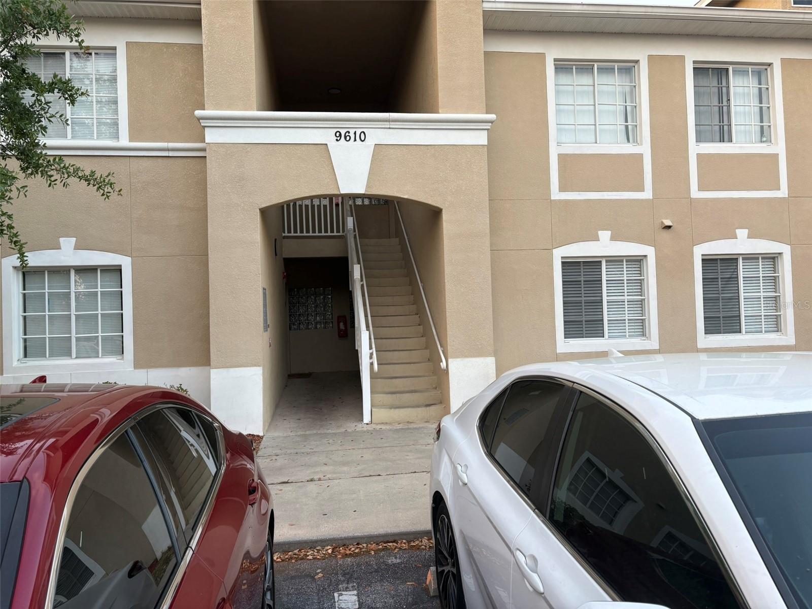 VILLAGES OF BLOOMINGDALE CONDO - Residential