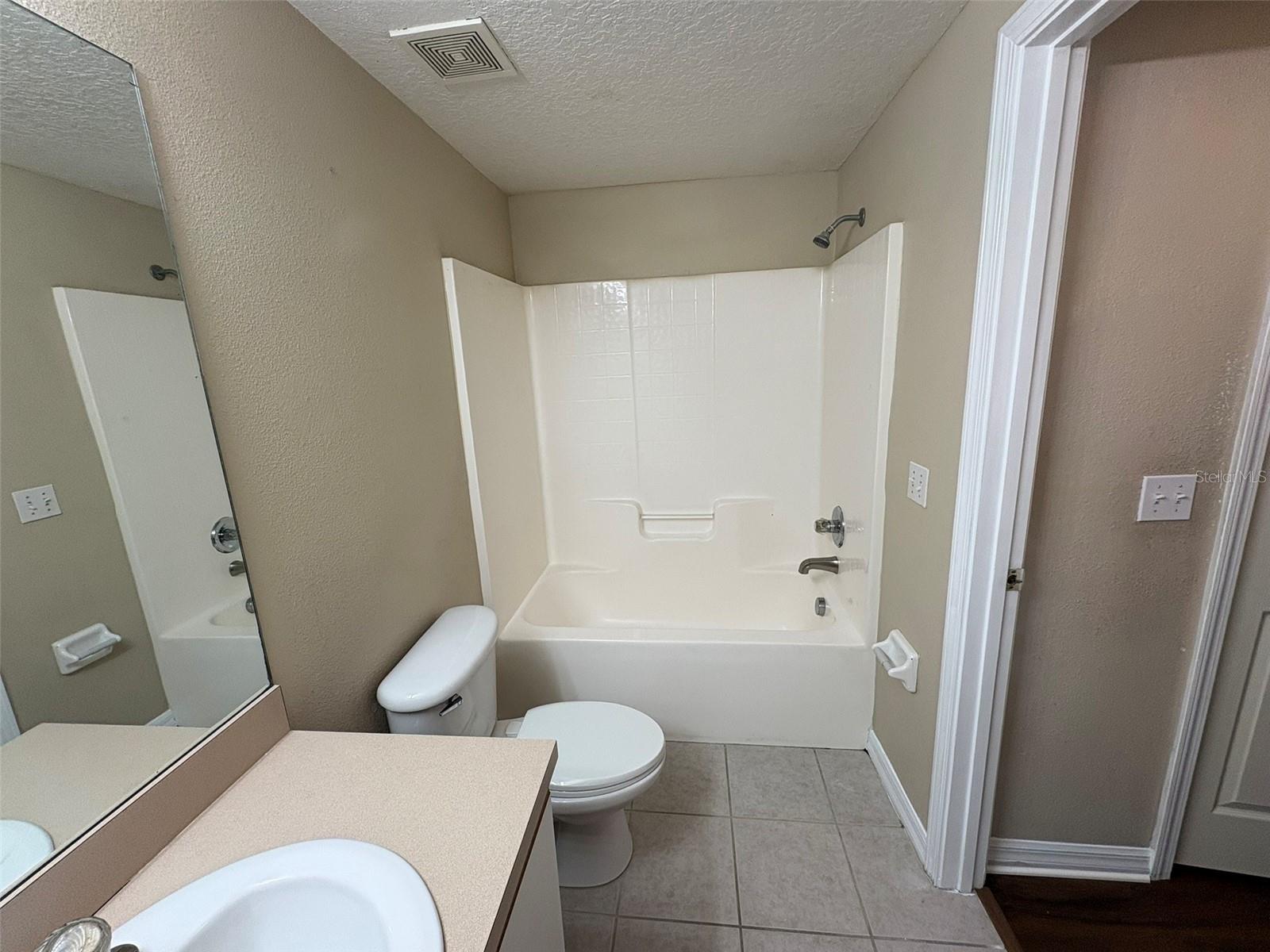 VILLAGES OF BLOOMINGDALE CONDO - Residential