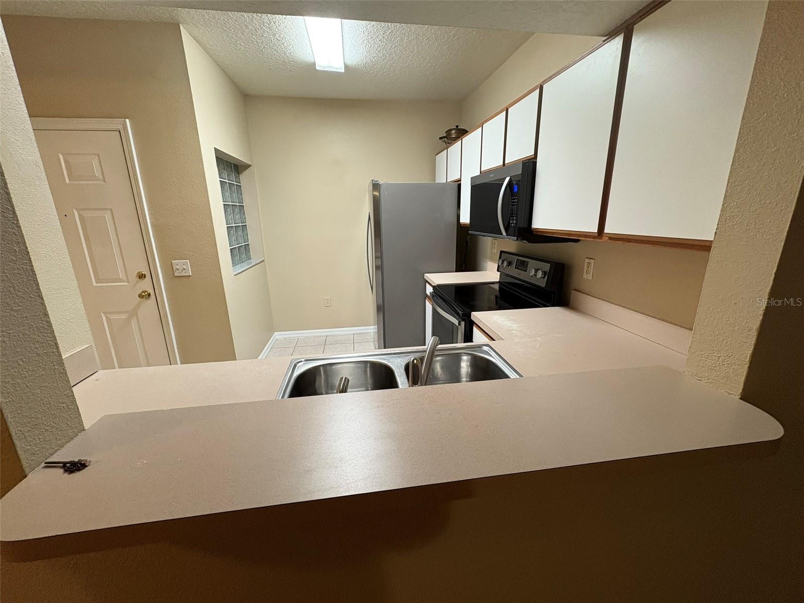 VILLAGES OF BLOOMINGDALE CONDO - Residential
