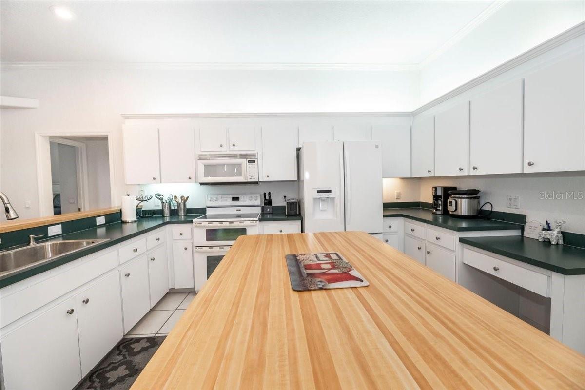 WOODBURY PH TWO ADD - Residential Lease