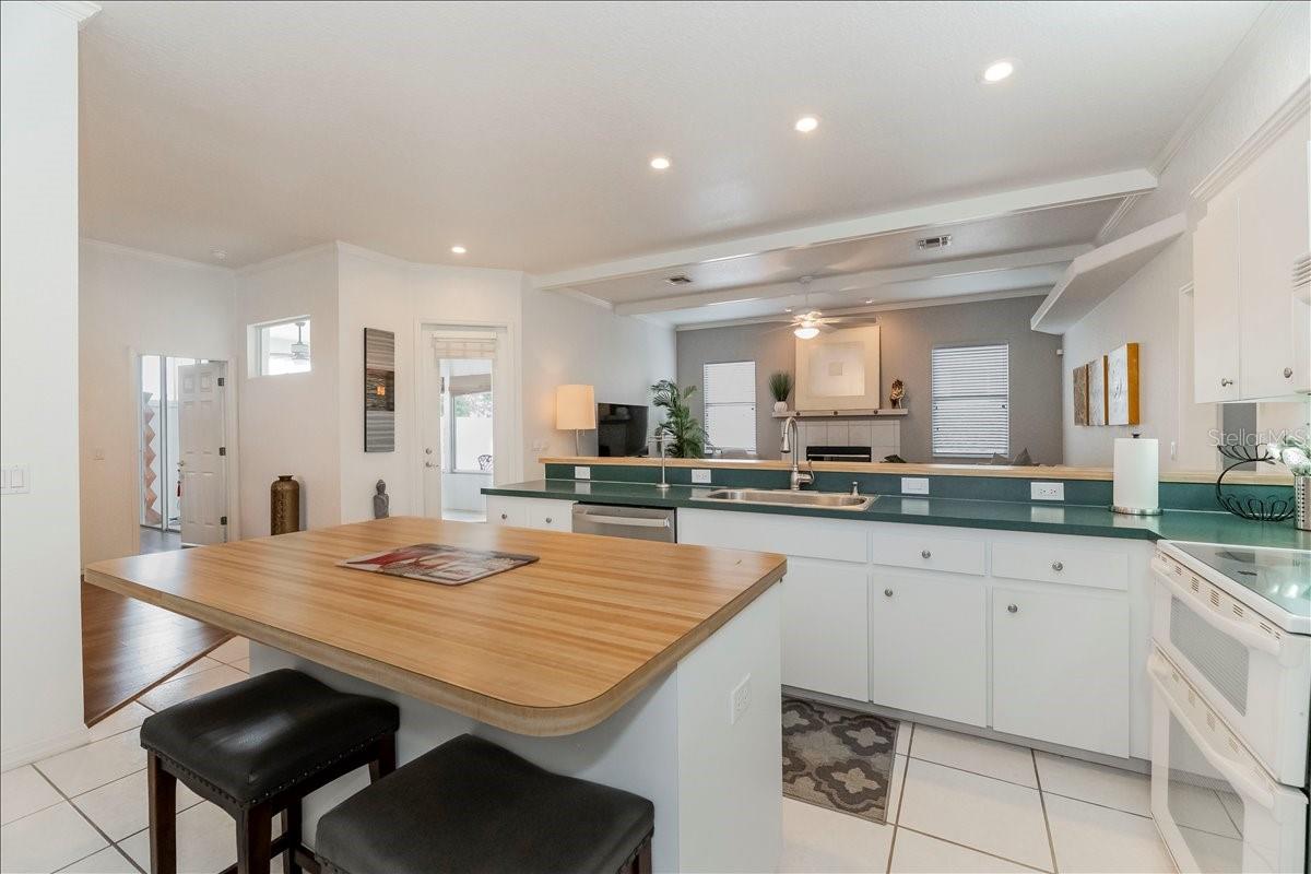 WOODBURY PH TWO ADD - Residential Lease