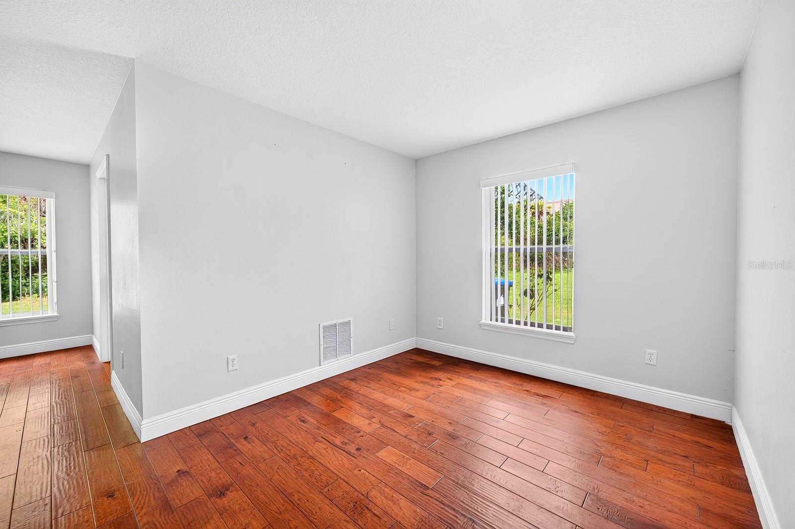 LAKE KEHOE PRESERVE 45/87 - Residential