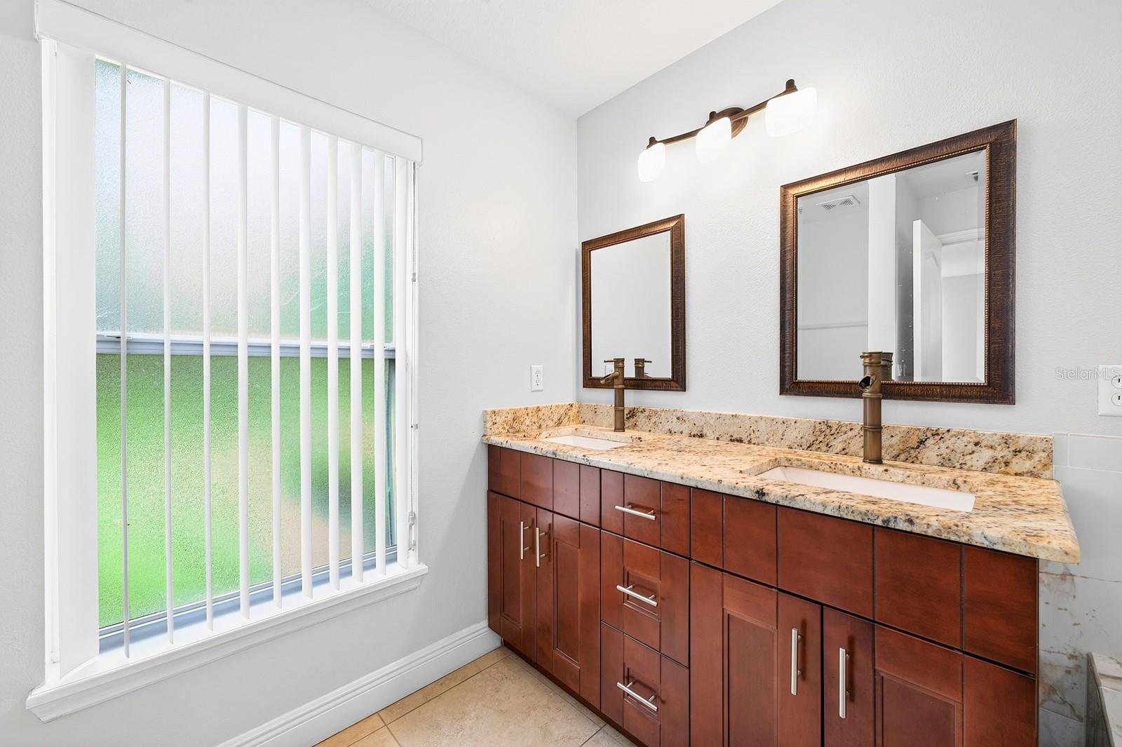 LAKE KEHOE PRESERVE 45/87 - Residential