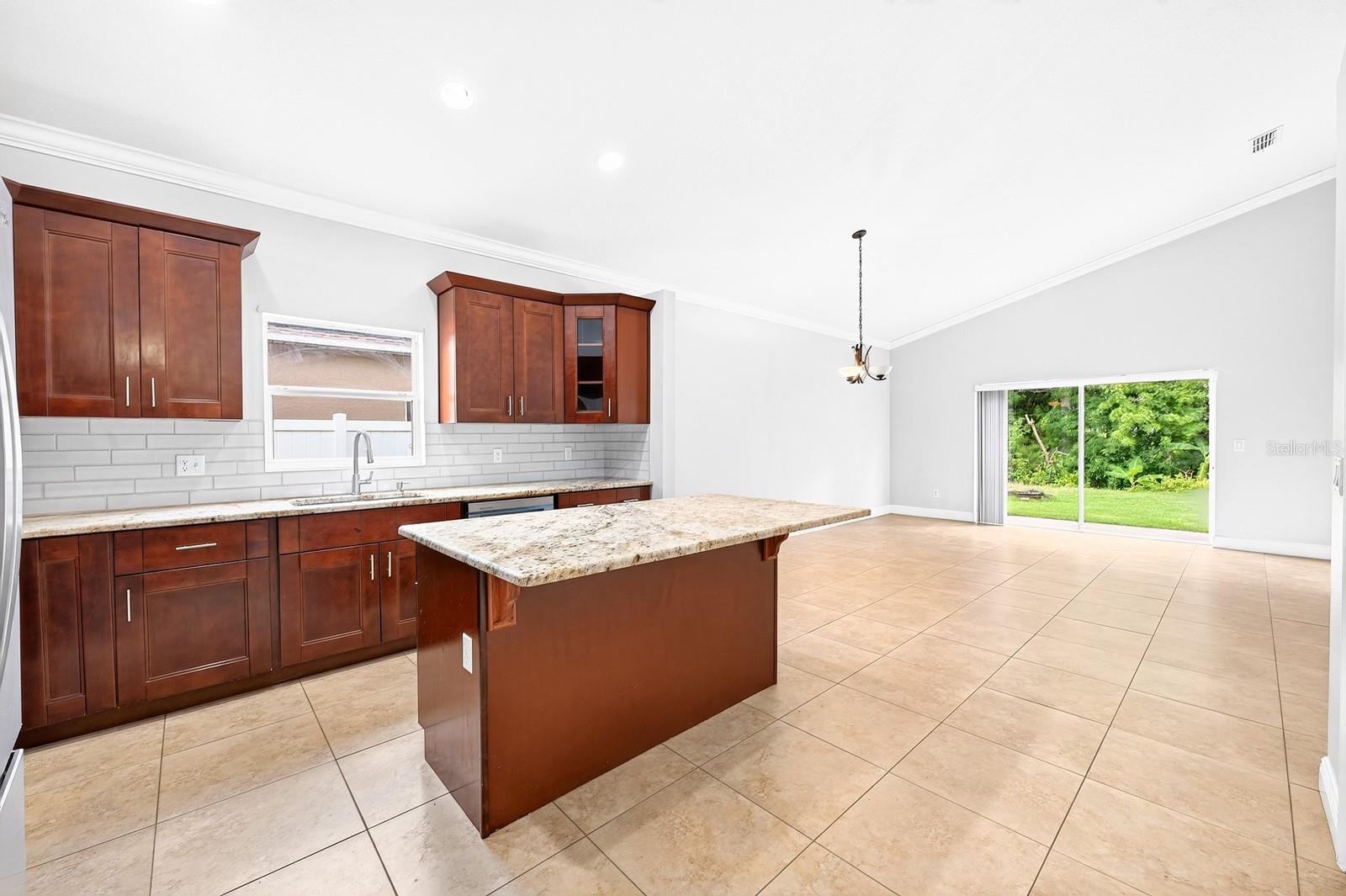 LAKE KEHOE PRESERVE 45/87 - Residential