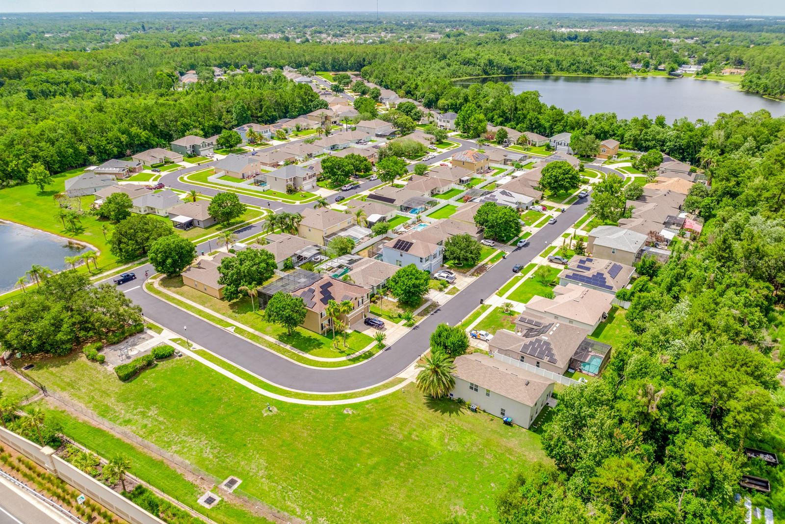 LAKE KEHOE PRESERVE 45/87 - Residential