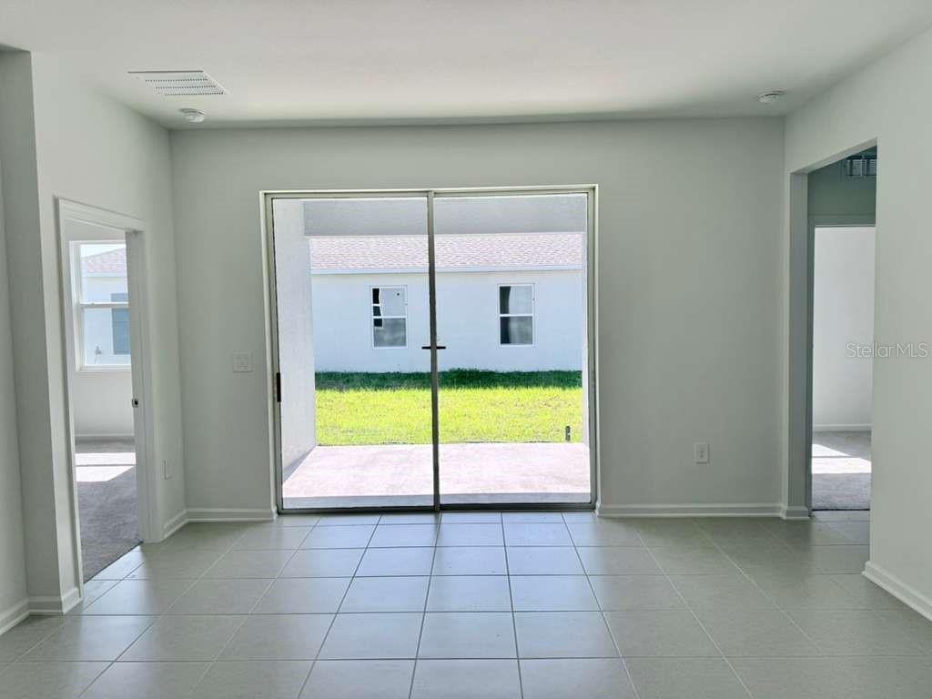 WYNNSTONE 50S - Residential Lease