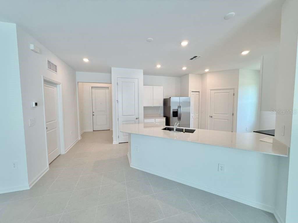 WYNNSTONE 50S - Residential Lease