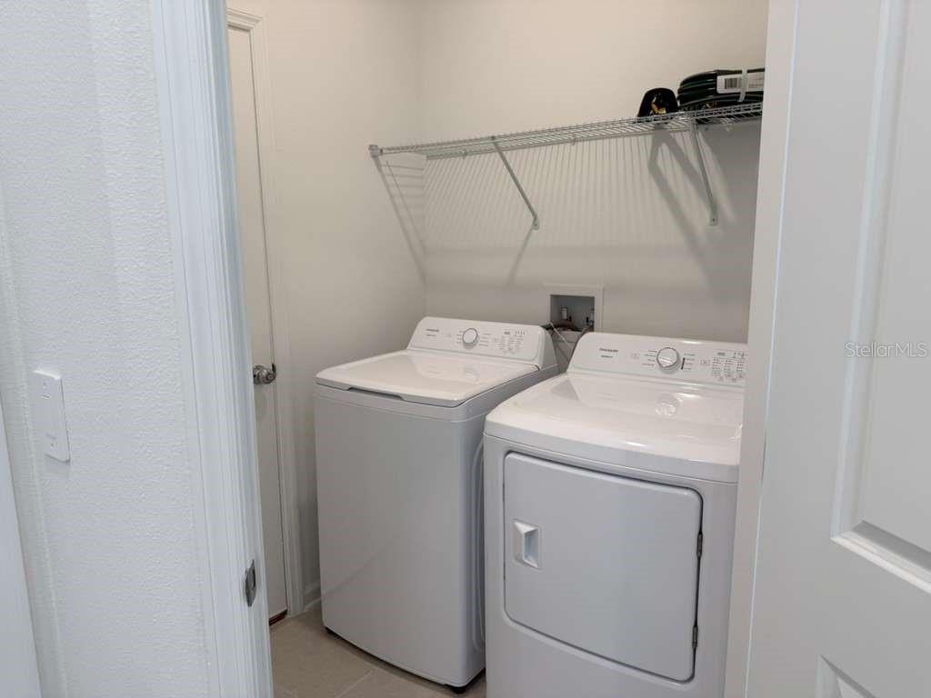WYNNSTONE 50S - Residential Lease