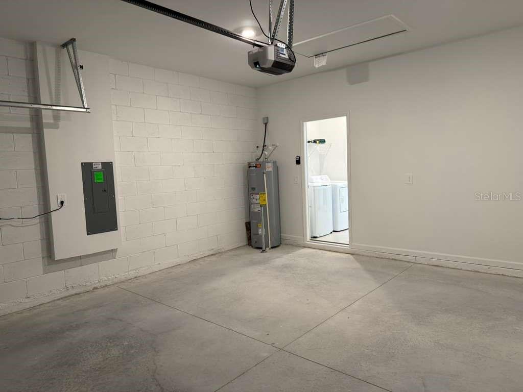 WYNNSTONE 50S - Residential Lease