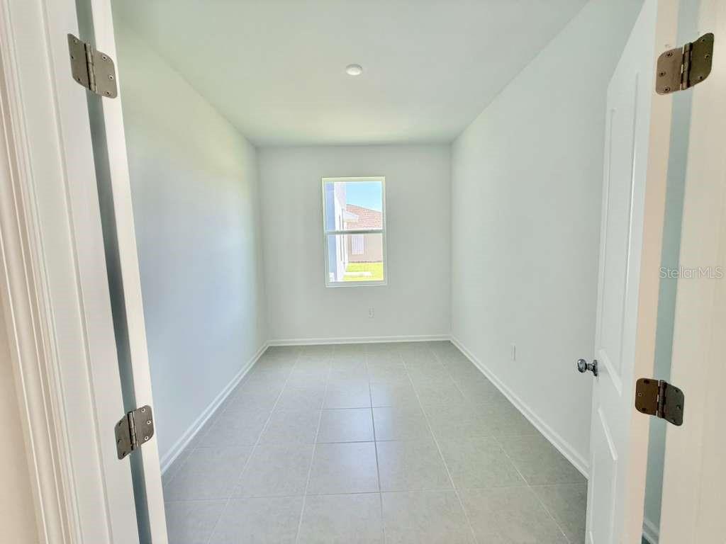 WYNNSTONE 50S - Residential Lease