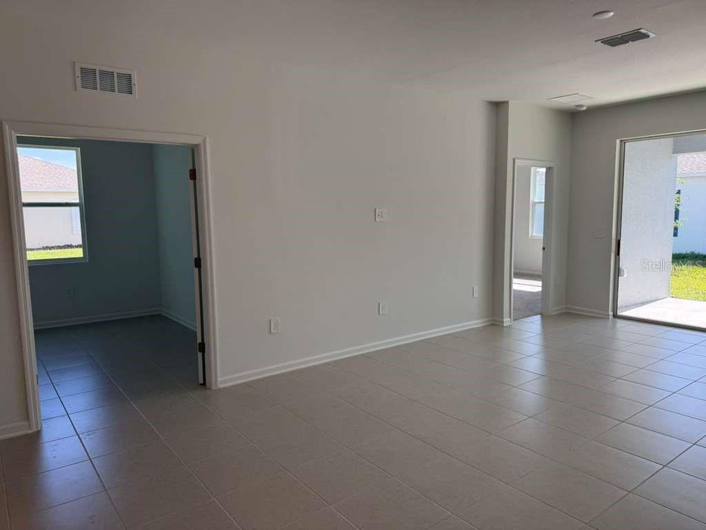 WYNNSTONE 50S - Residential Lease