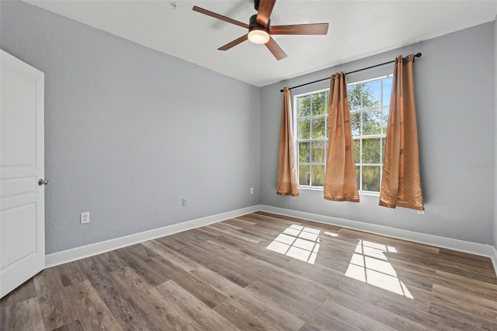 OXFORD PLACE AT TAMPA PALMS A - Residential