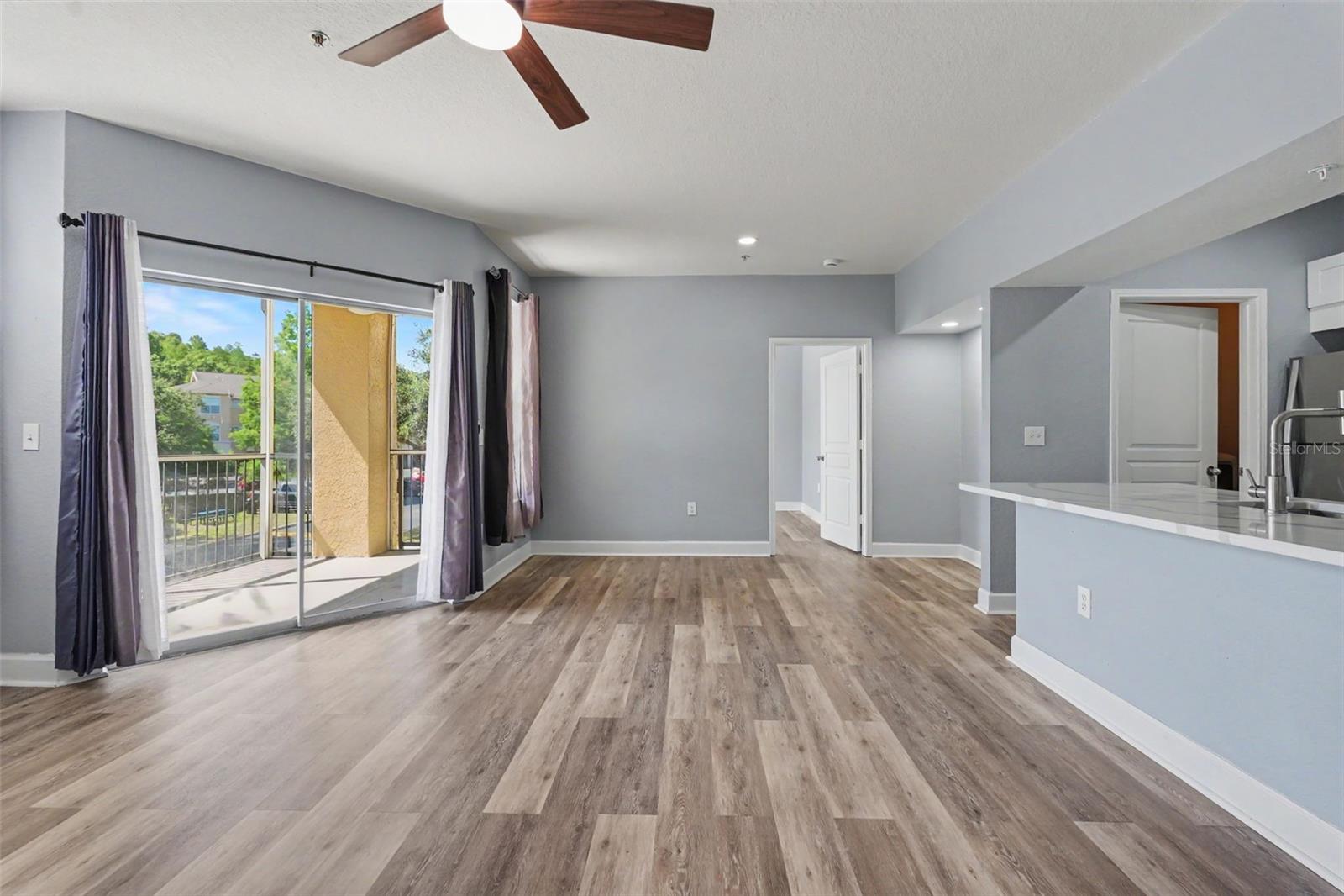 OXFORD PLACE AT TAMPA PALMS A - Residential