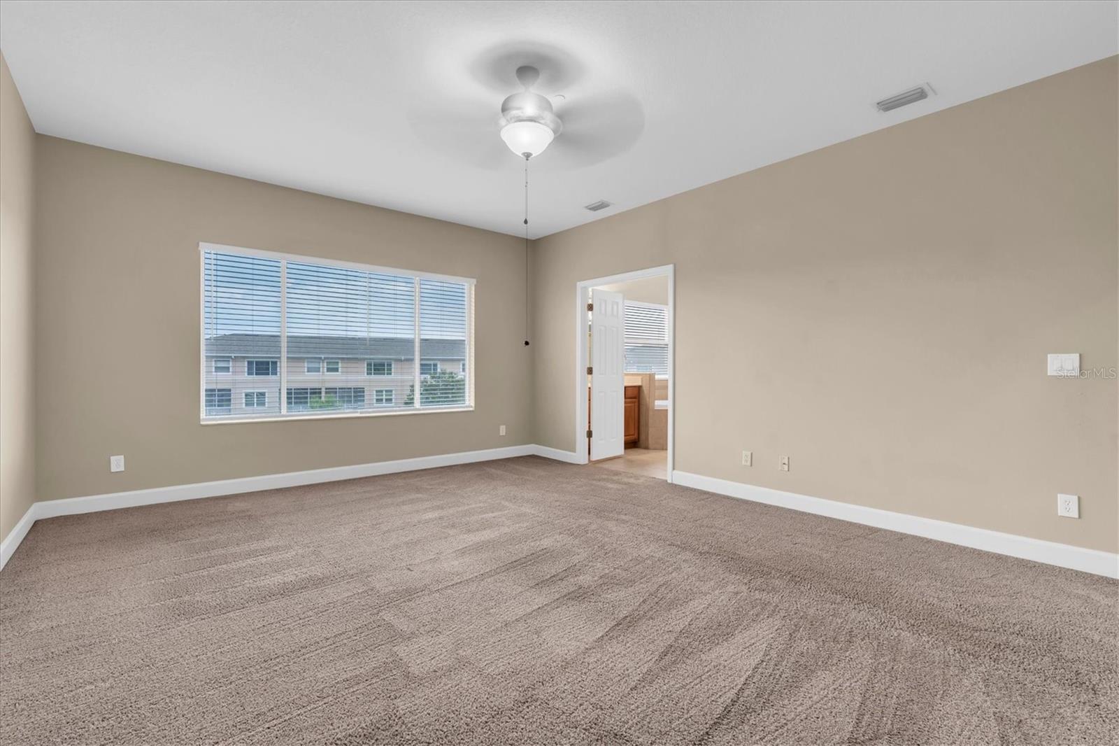 SEMINOLE ISLE TWNHMS - Residential