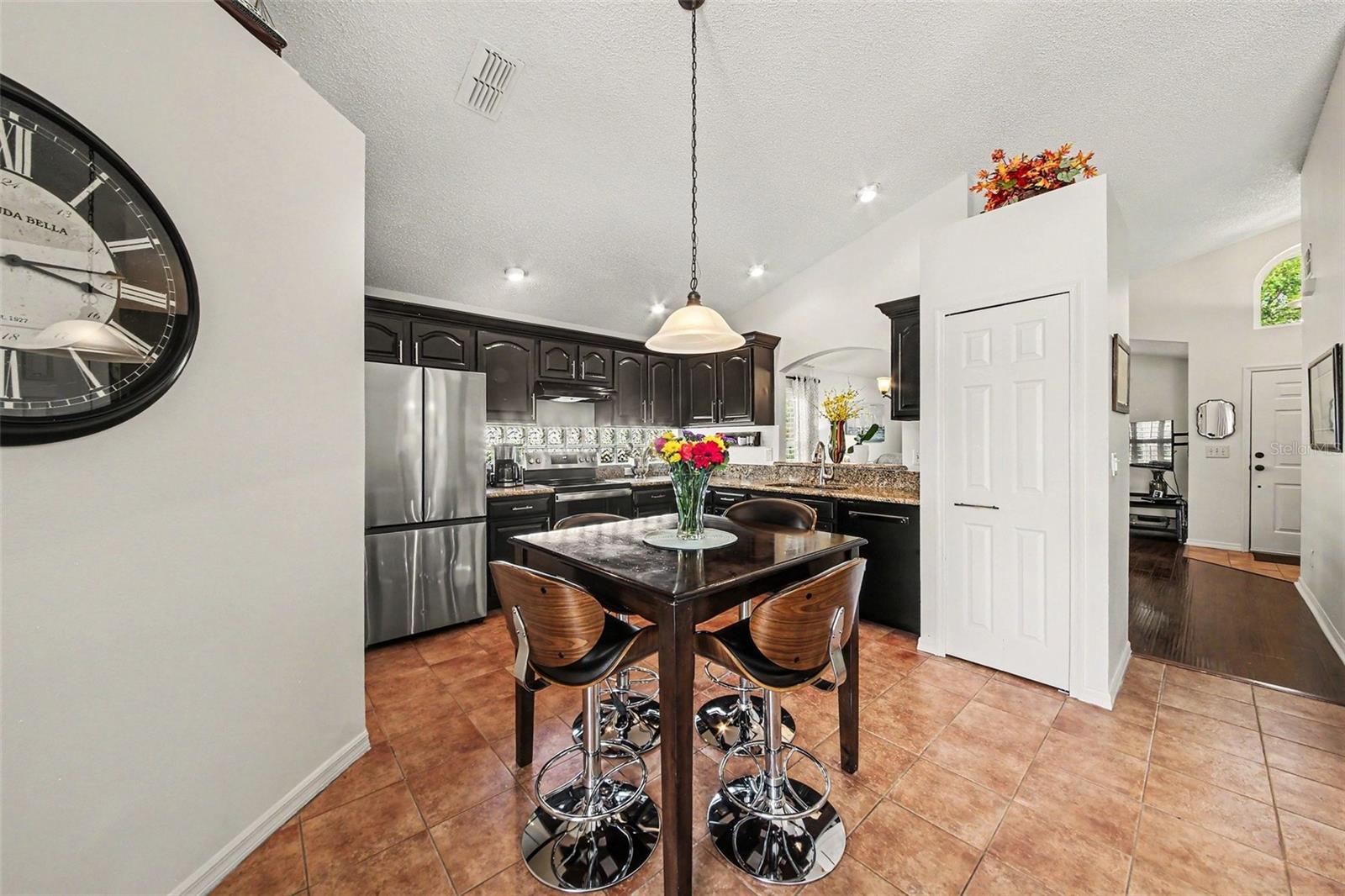 ARBOR POINTE - Residential