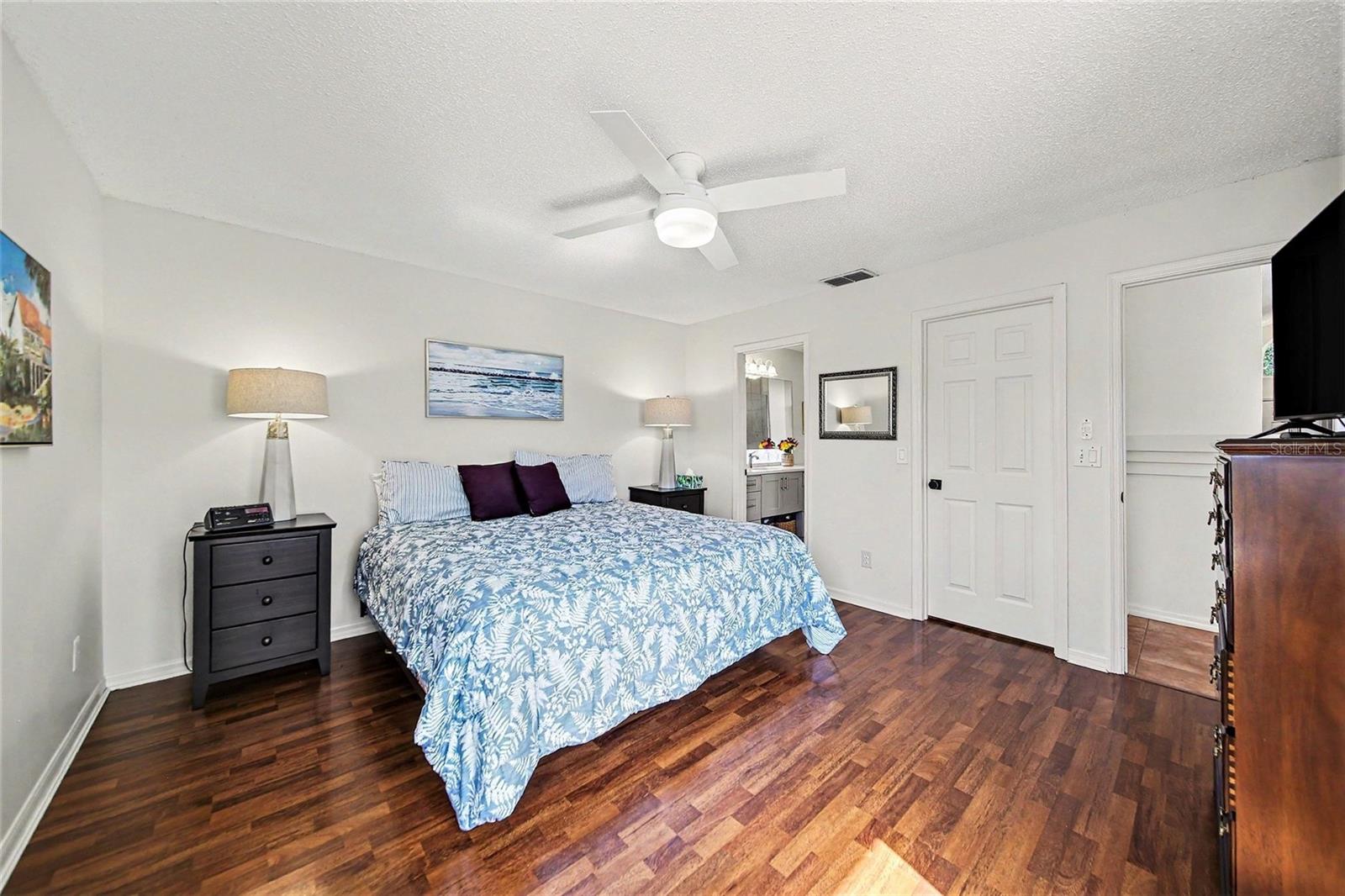 ARBOR POINTE - Residential