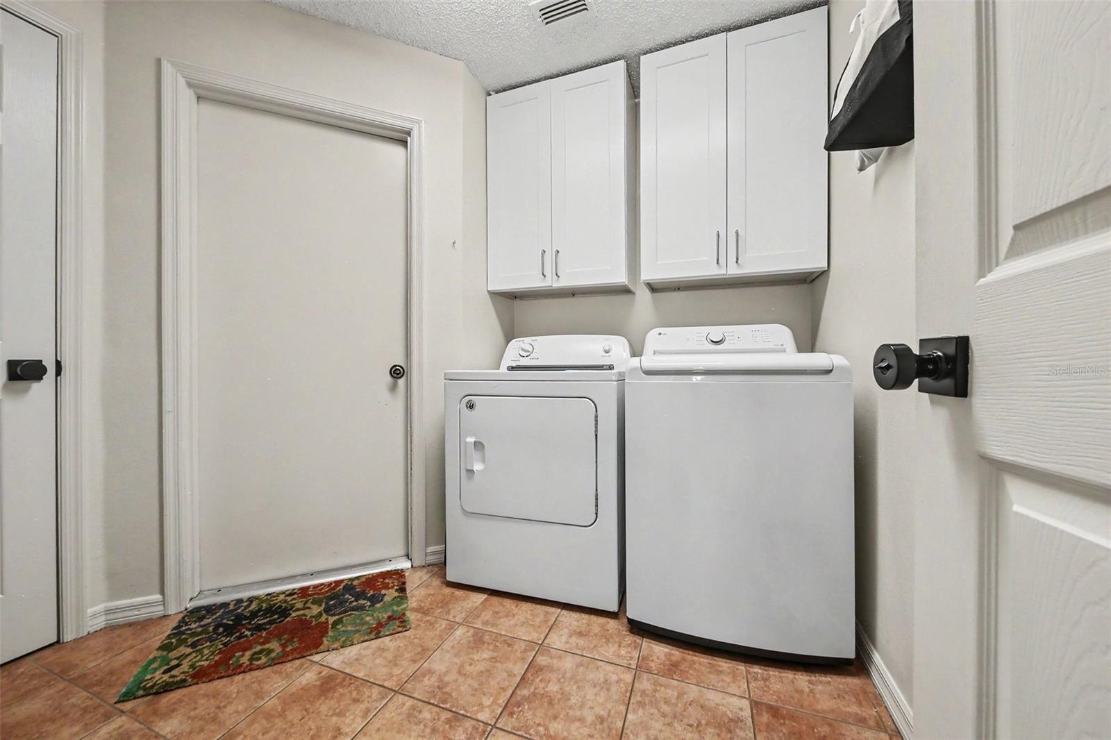 ARBOR POINTE - Residential