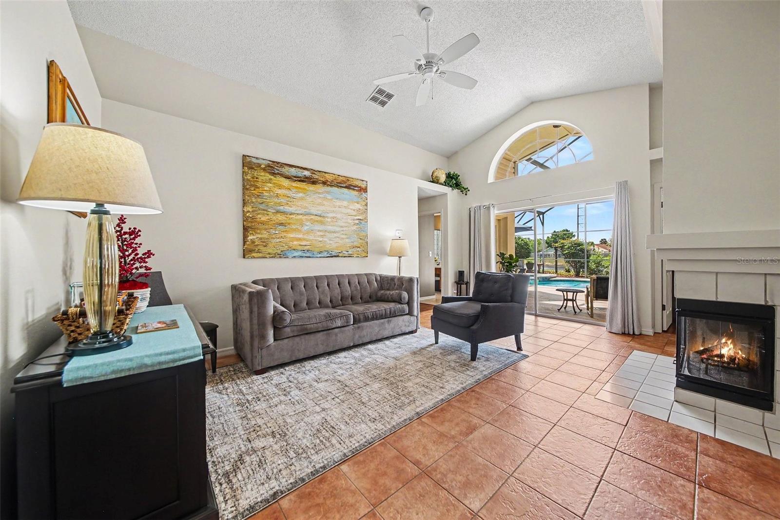 ARBOR POINTE - Residential