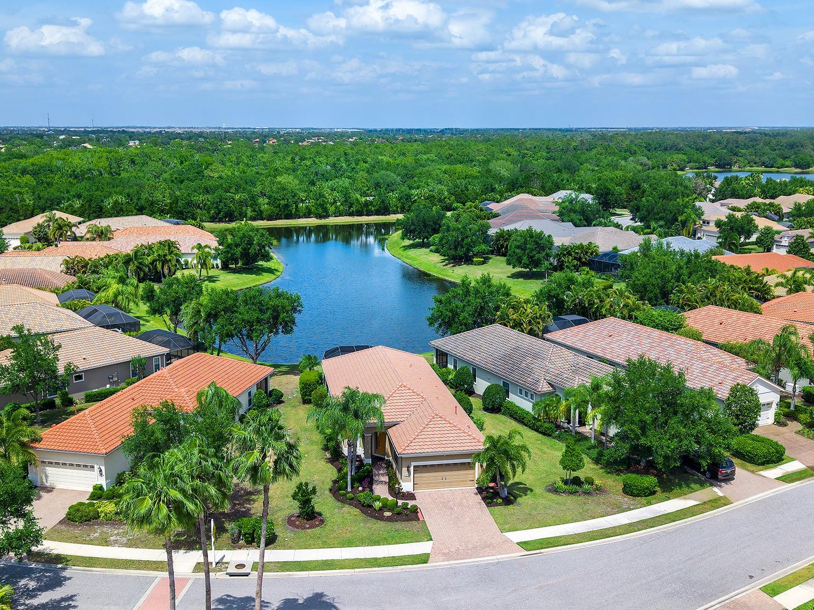COUNTRY CLUB EAST AT LAKEWD RNCH QQ1 1 - Residential