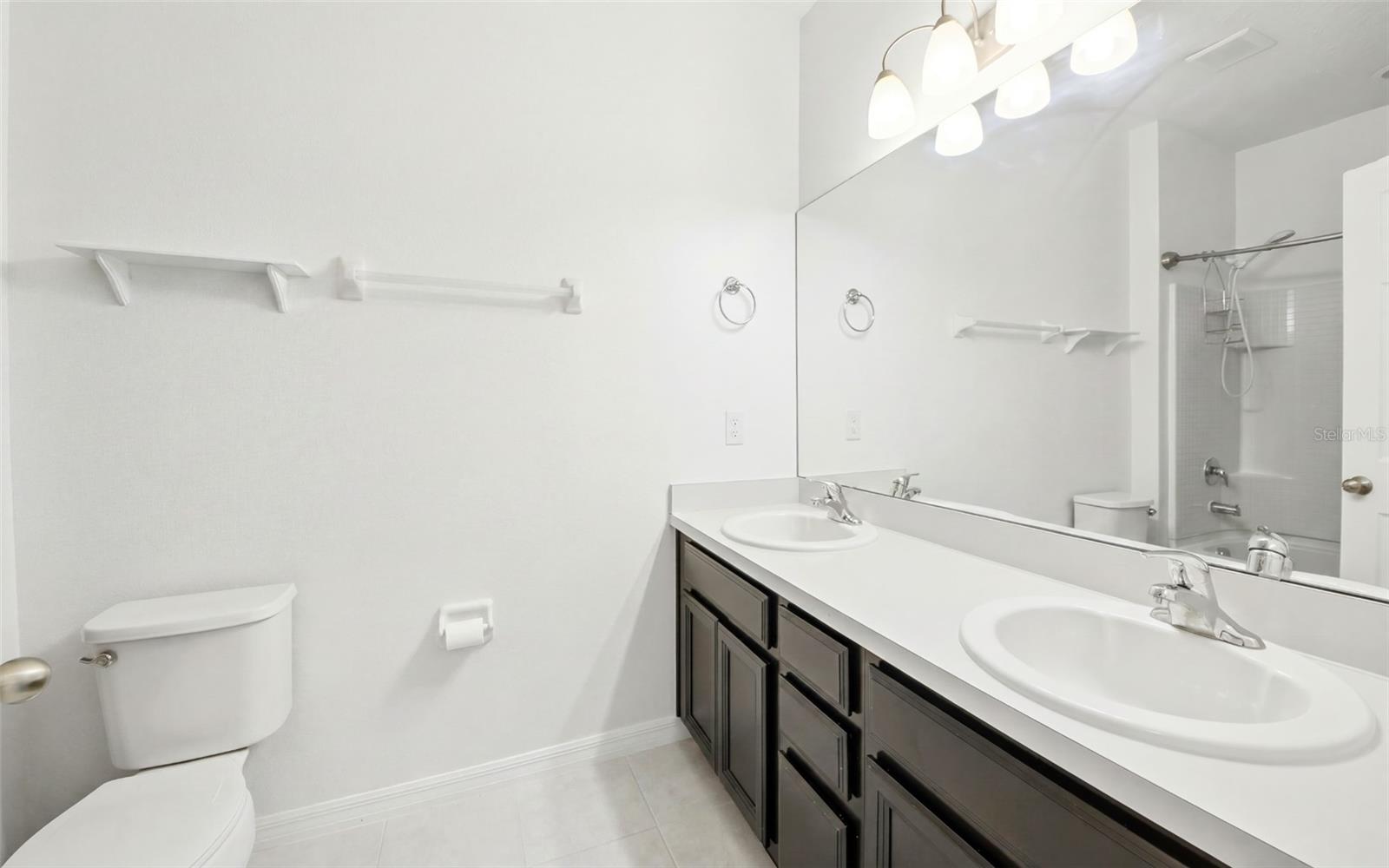 AMBERGATE - Residential
