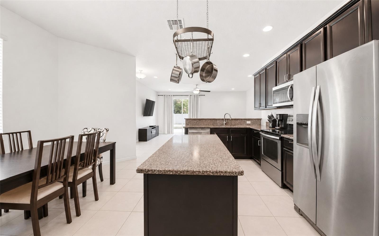 AMBERGATE - Residential