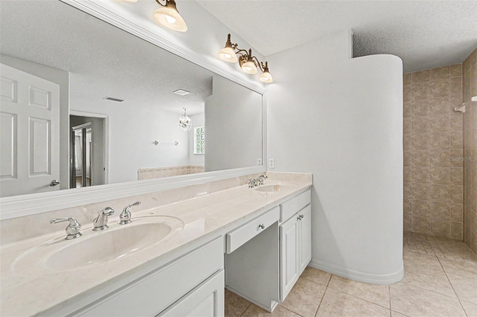ARBOR LAKES UN 03 - Residential