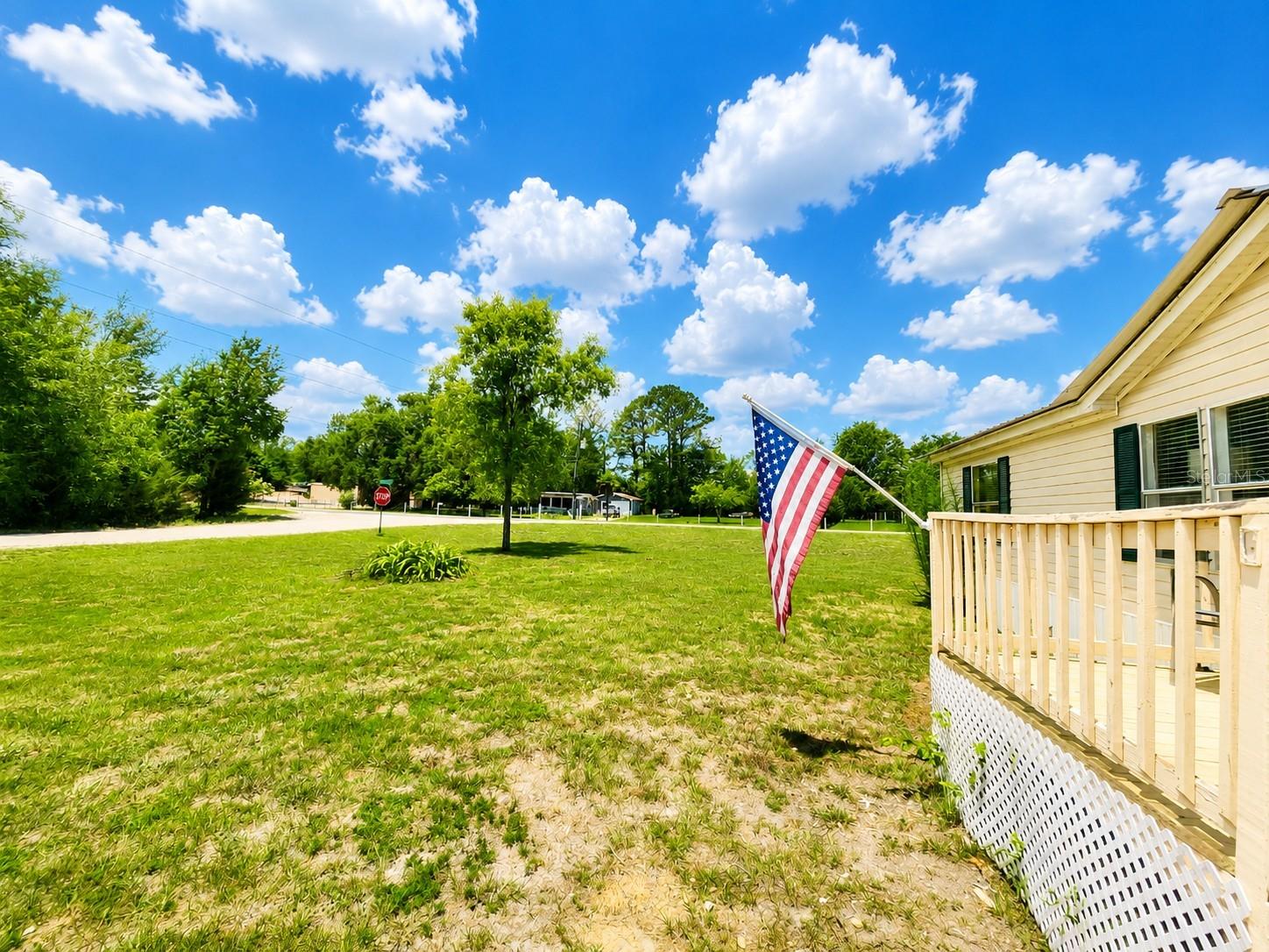 COUNTRY ESTATES - Residential