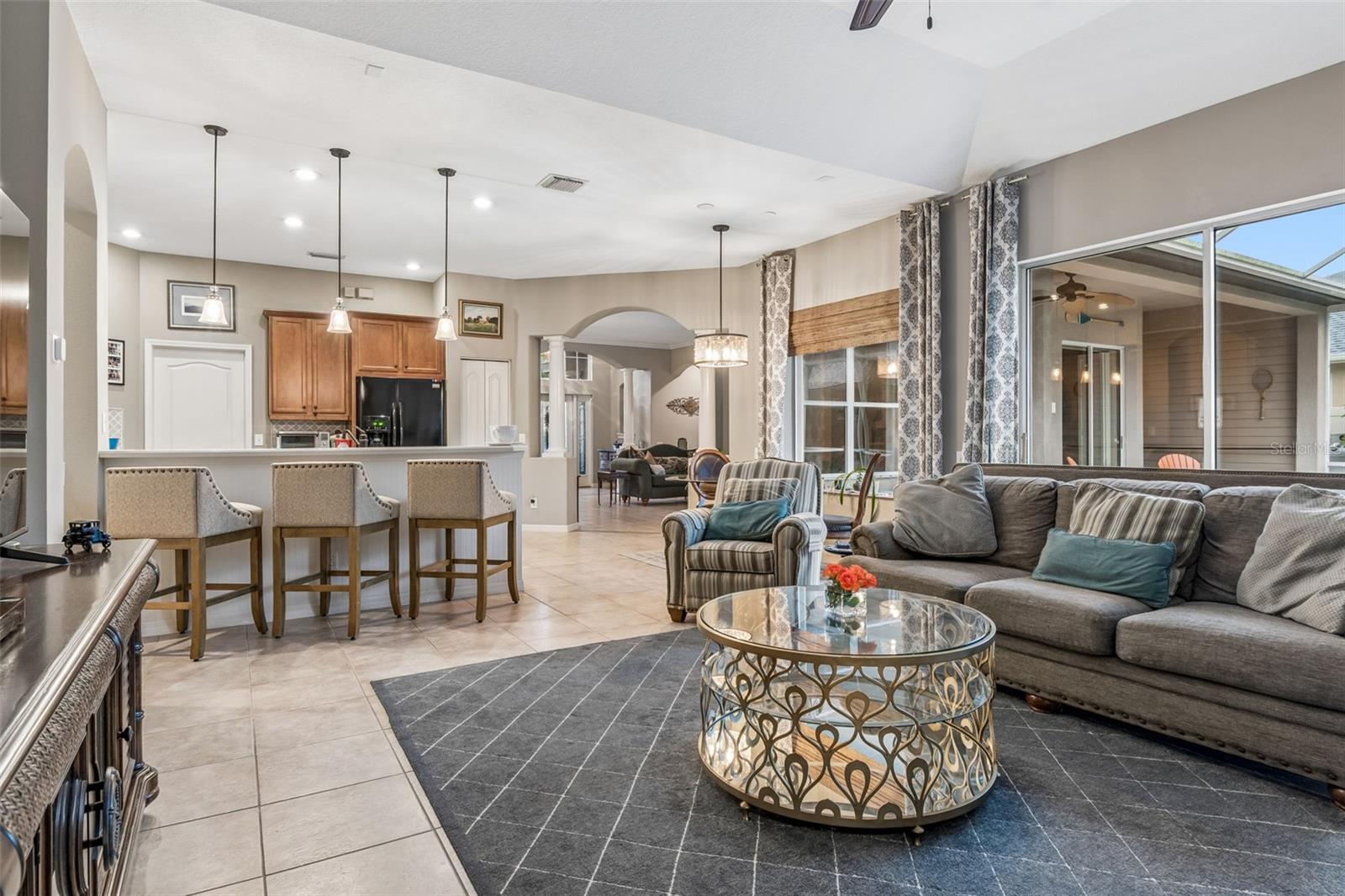 PLANTATION PALMS - Residential