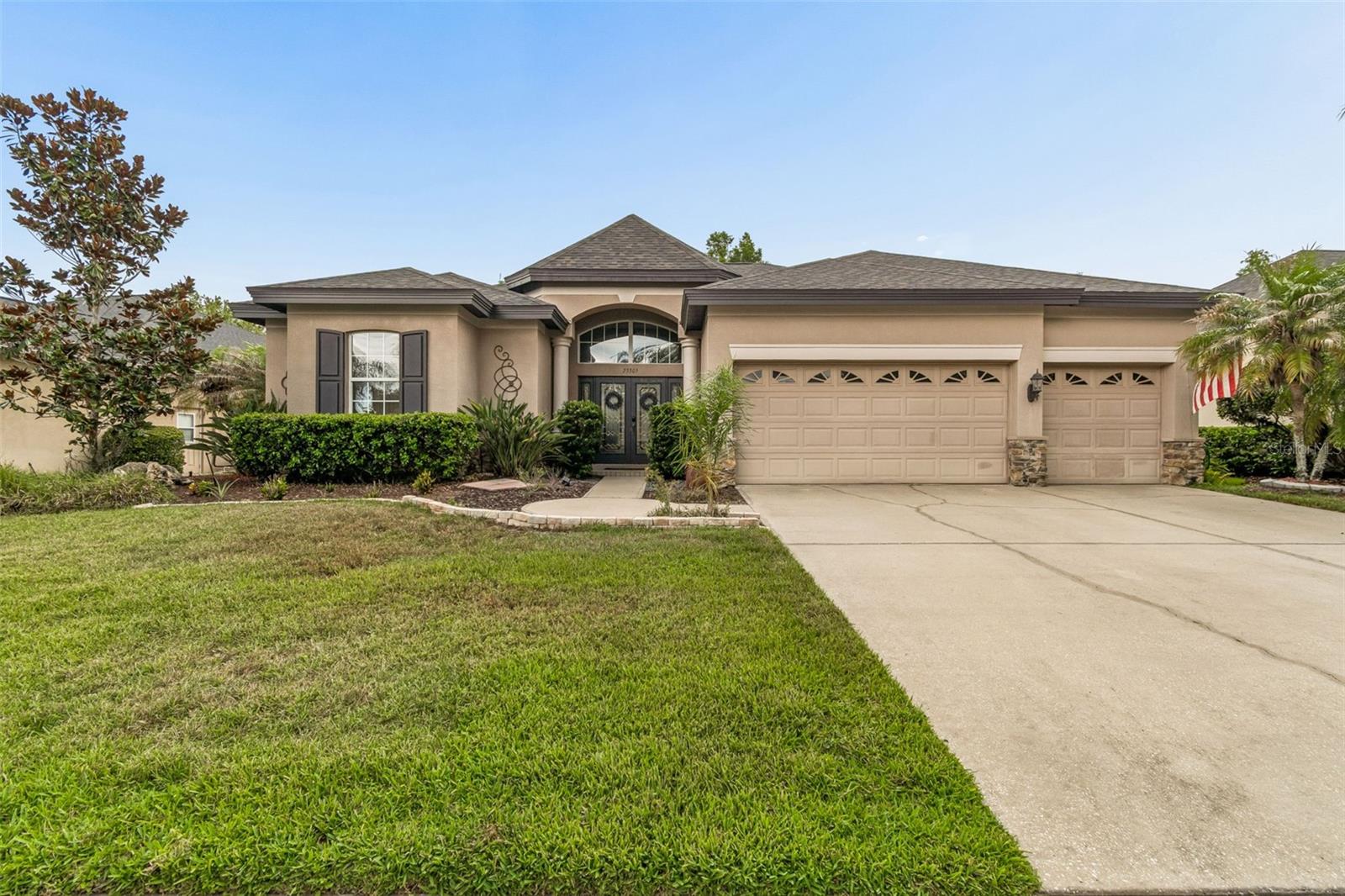 PLANTATION PALMS - Residential