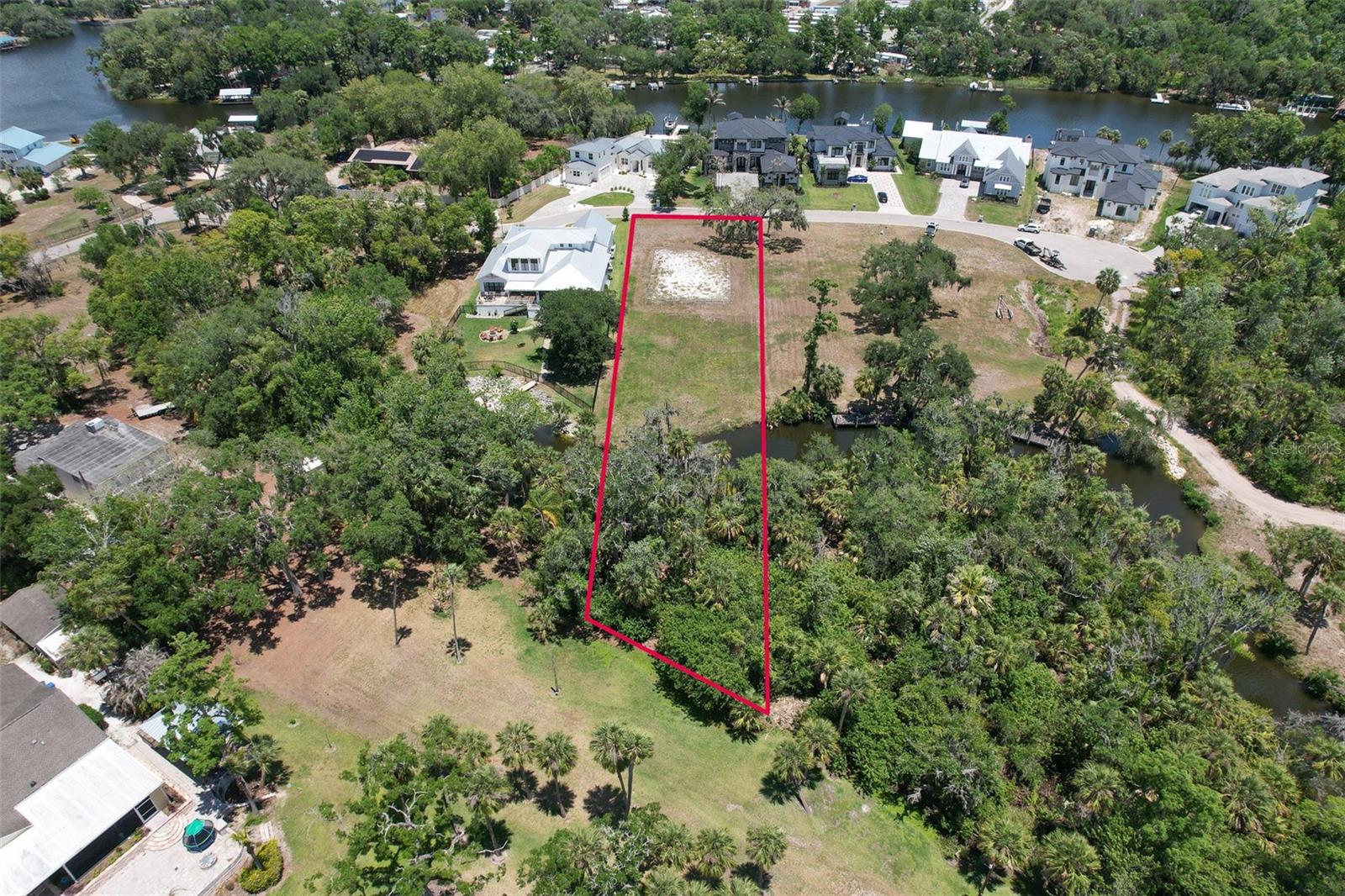 ALAFIA POINTE ESTATES - Land