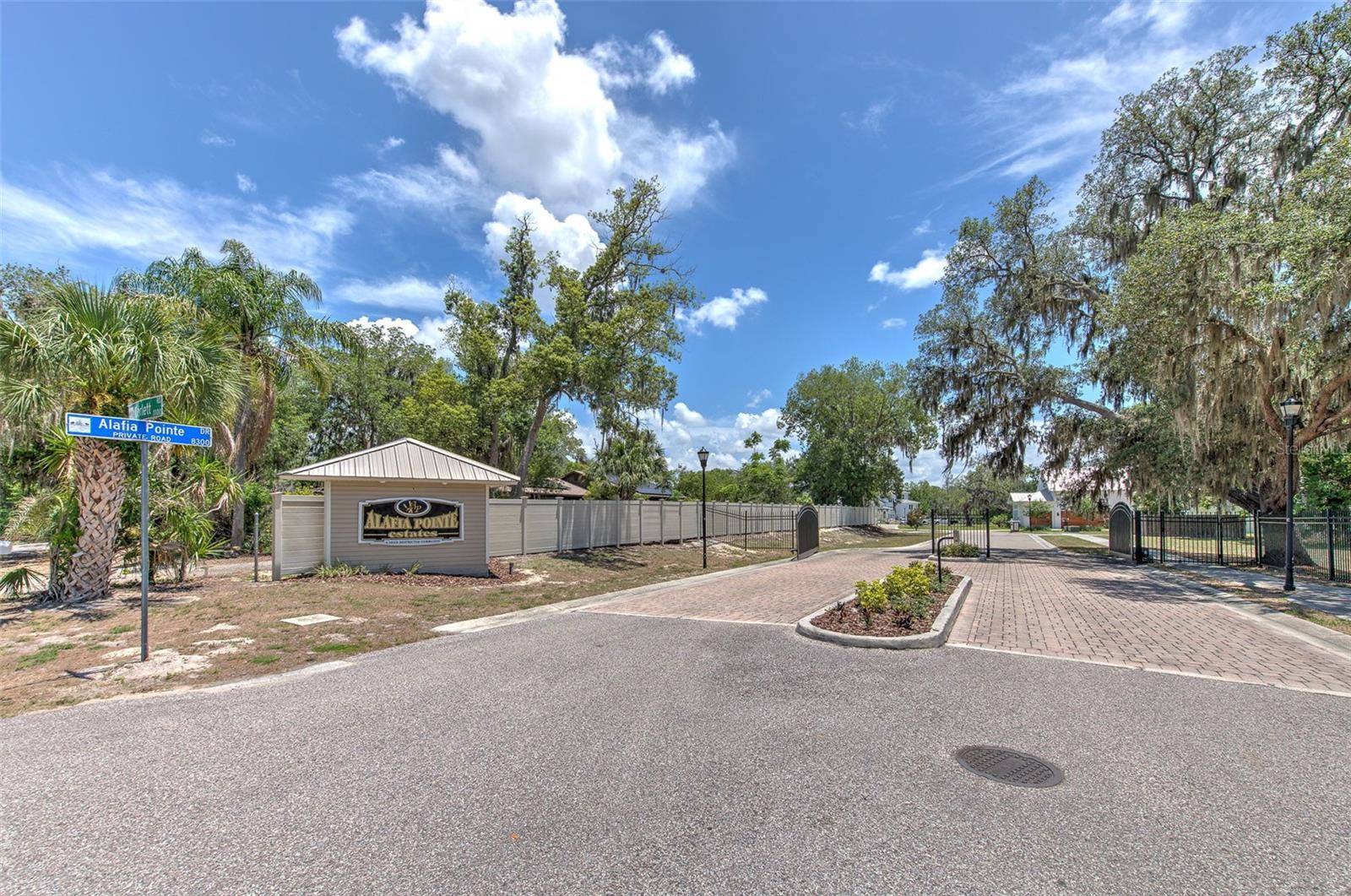 ALAFIA POINTE ESTATES - Land