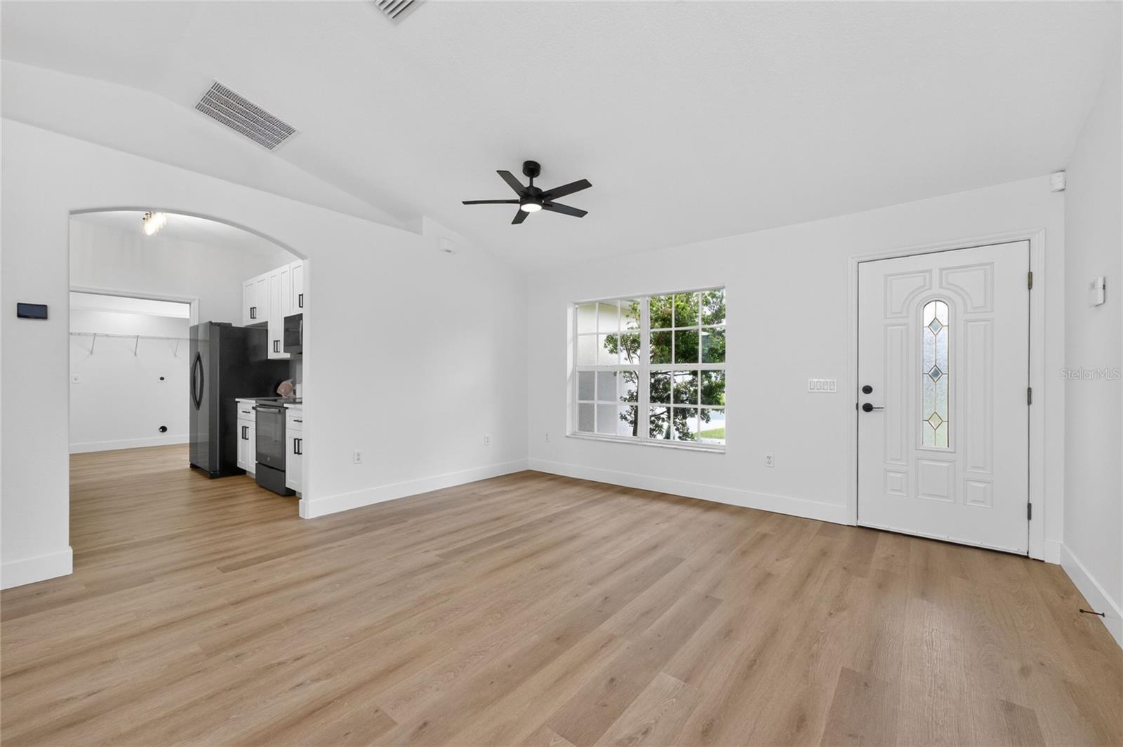 SOUTH VENICE - Residential