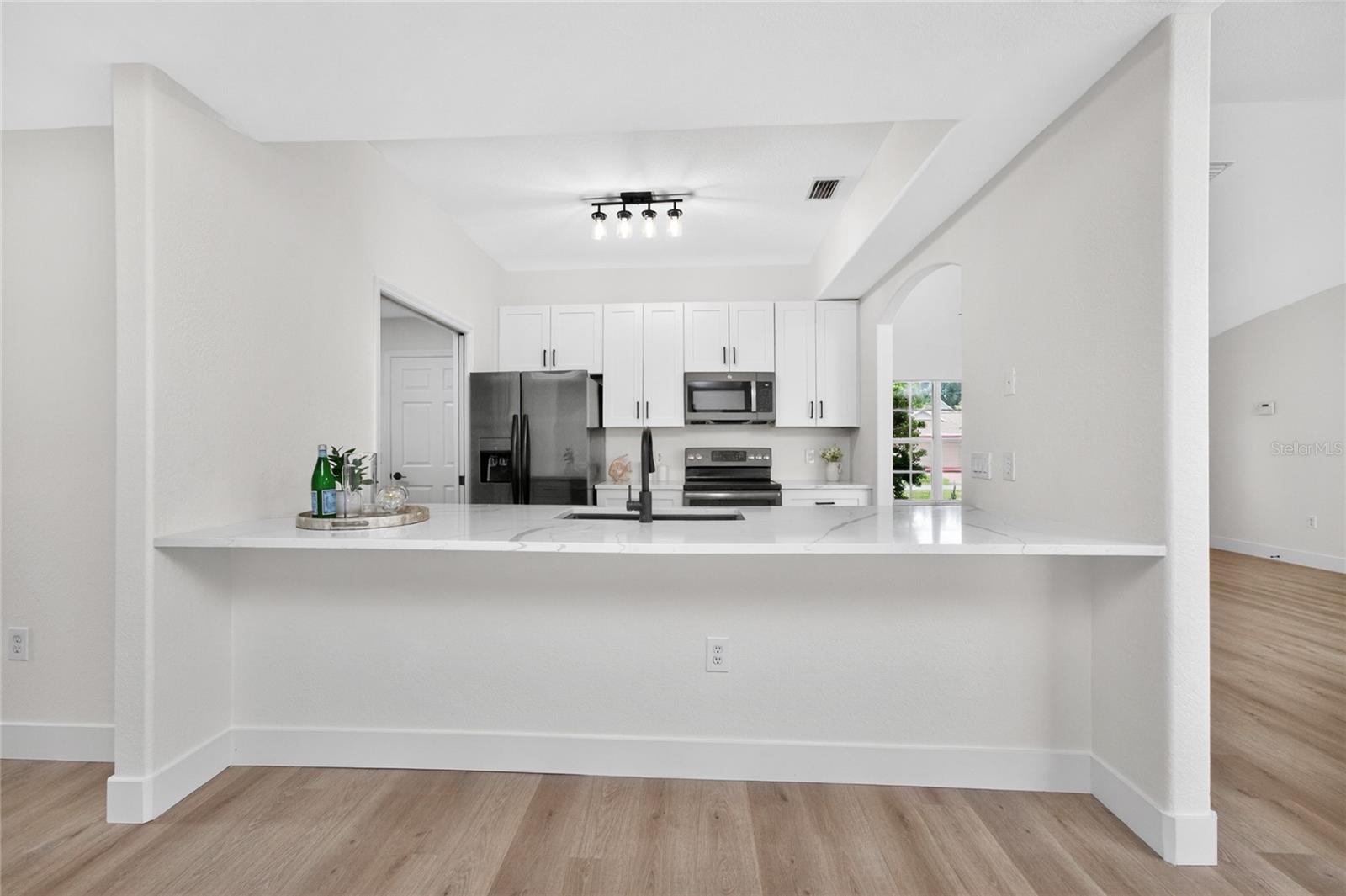 SOUTH VENICE - Residential
