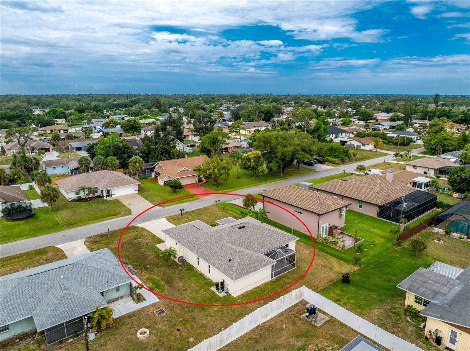 SOUTH VENICE - Residential