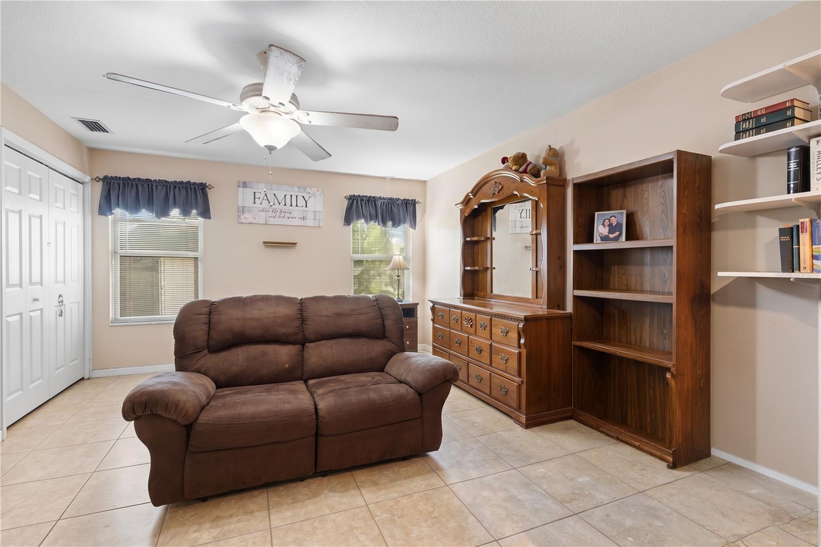 SIMON J TEMPLES - Residential