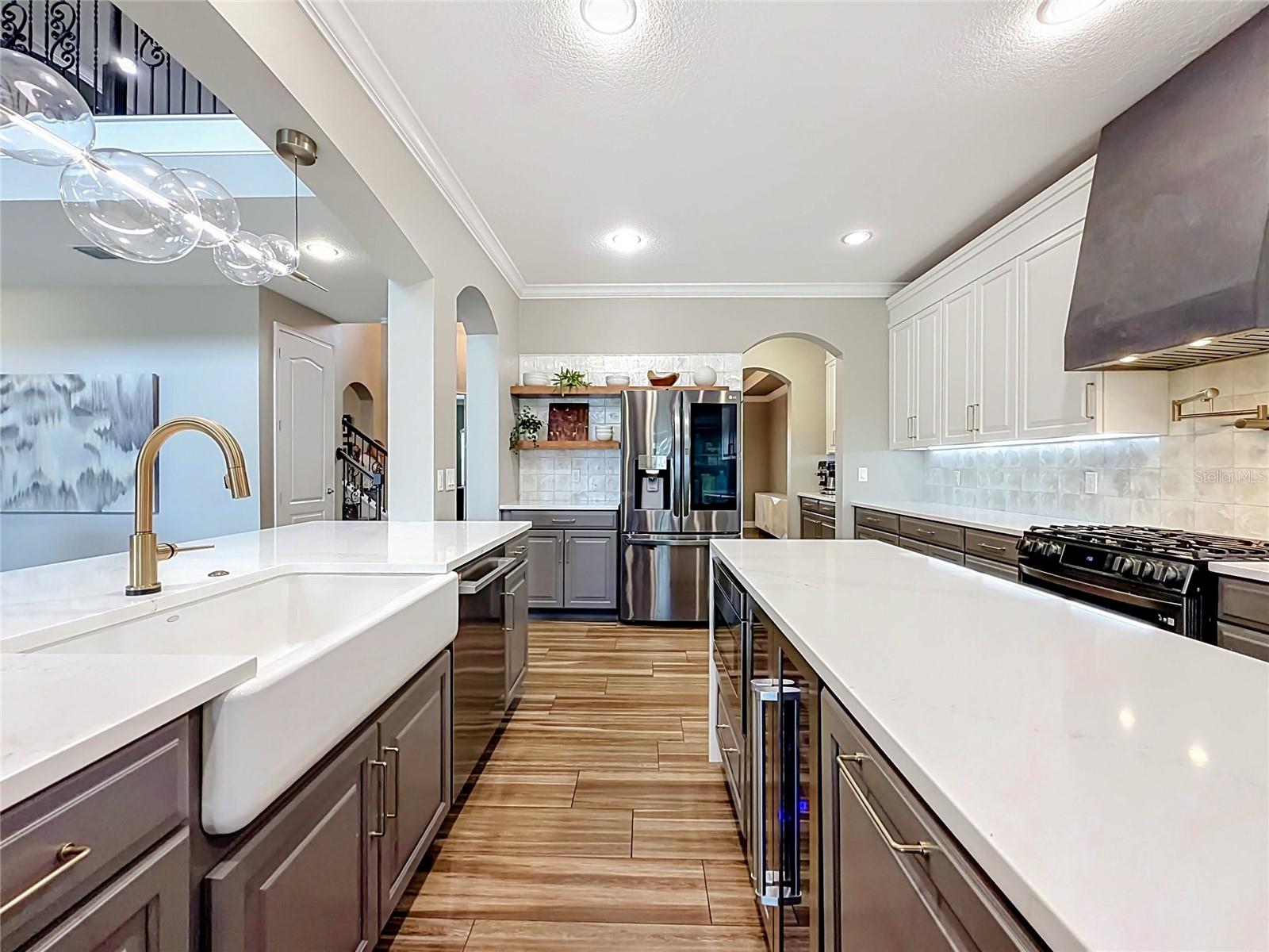 WEST LAKE HANCOCK ESTATES - Residential