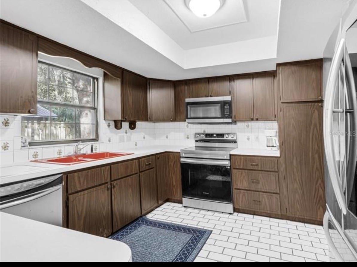 ACREAGE & UNREC - Residential