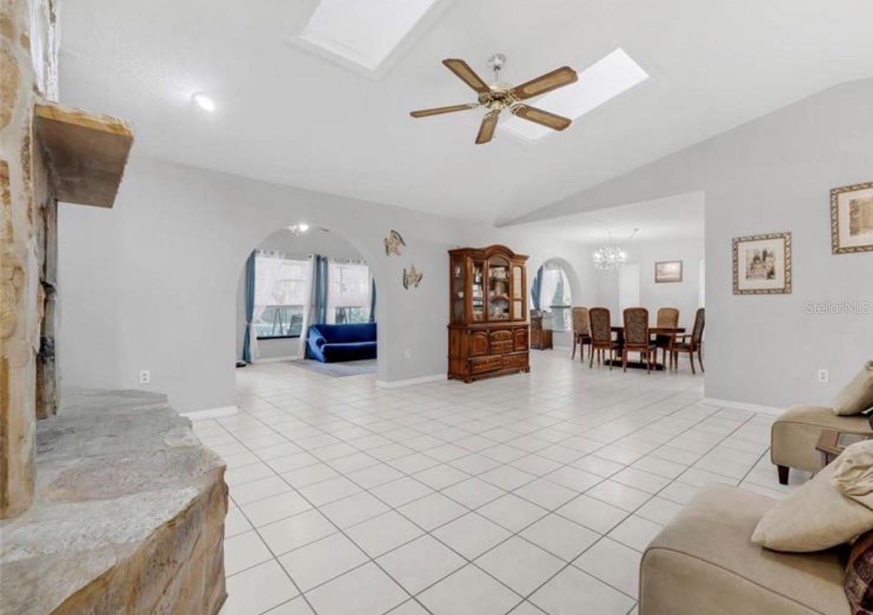 ACREAGE & UNREC - Residential