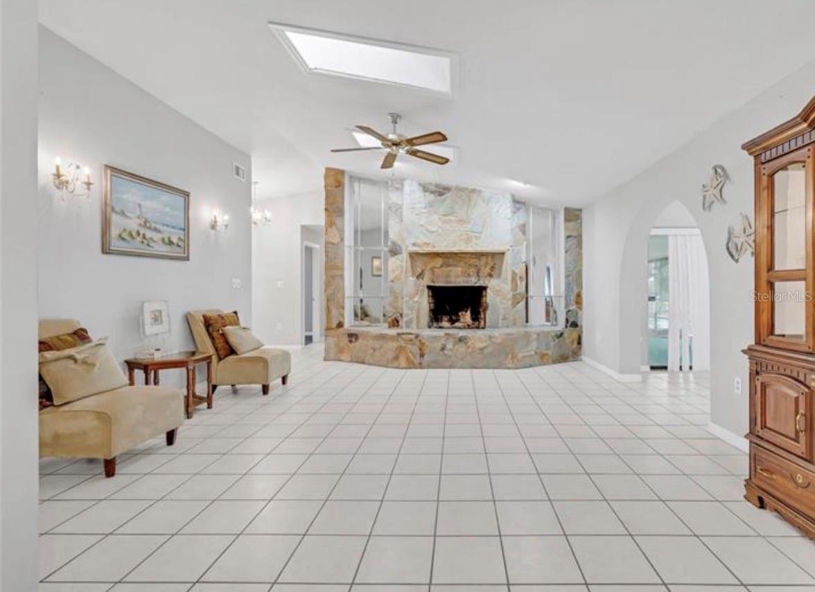 ACREAGE & UNREC - Residential