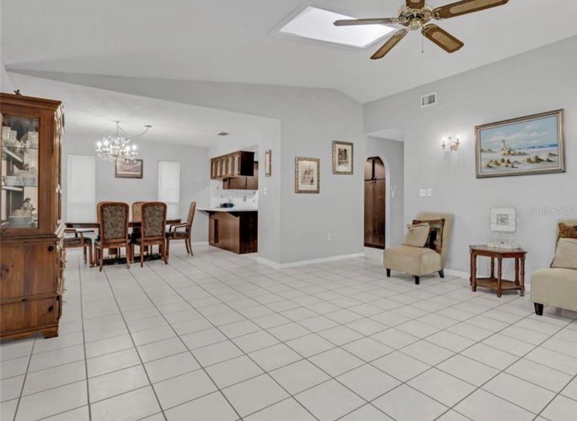ACREAGE & UNREC - Residential