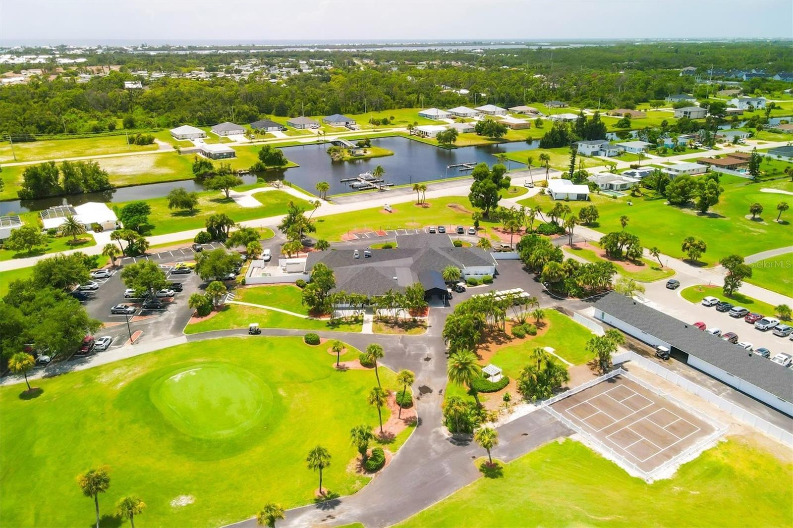 ROTONDA WEST PINEHURST - Residential