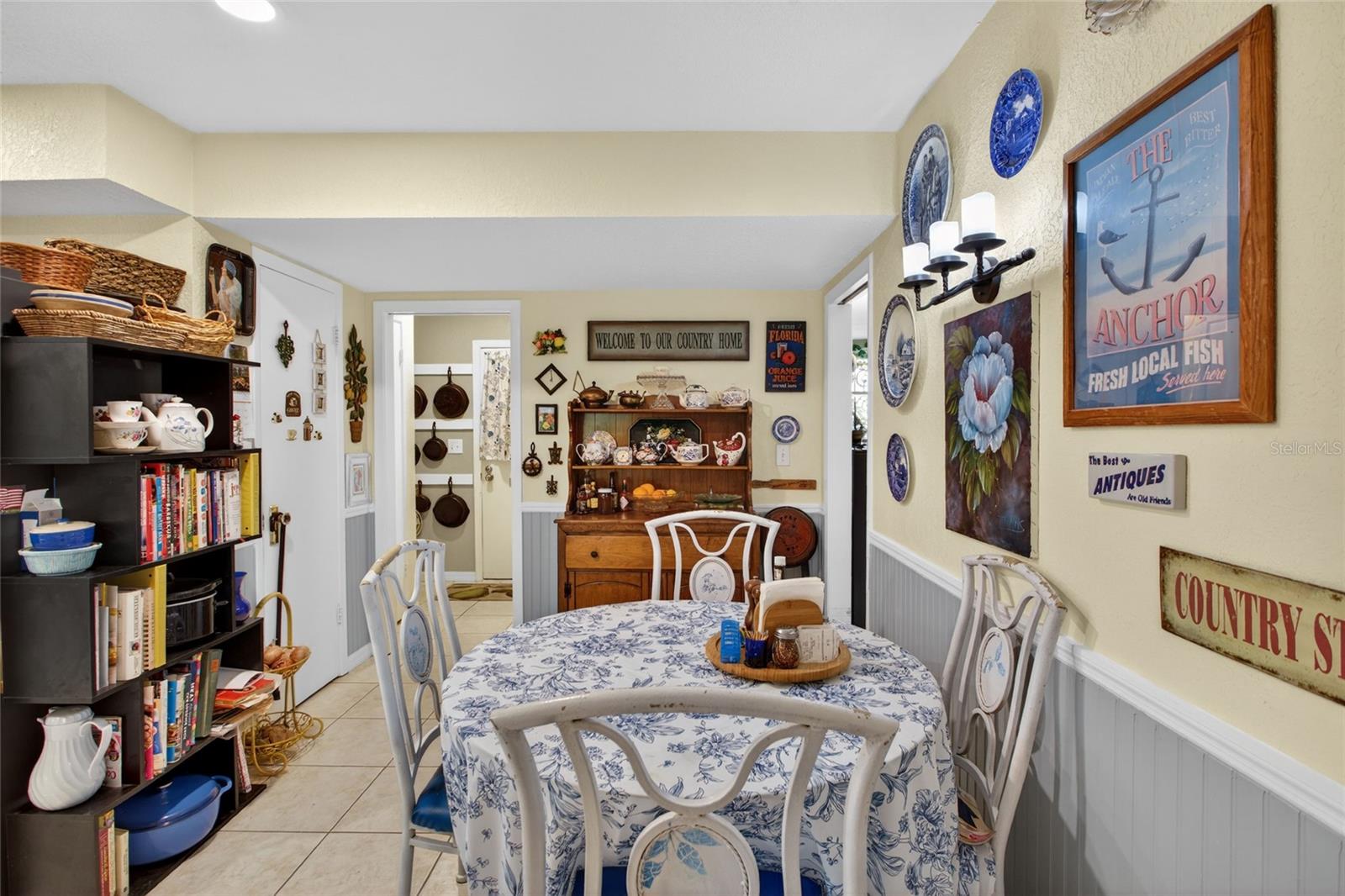 DEL WEBBS SUN CITY FLORIDA UN - Residential