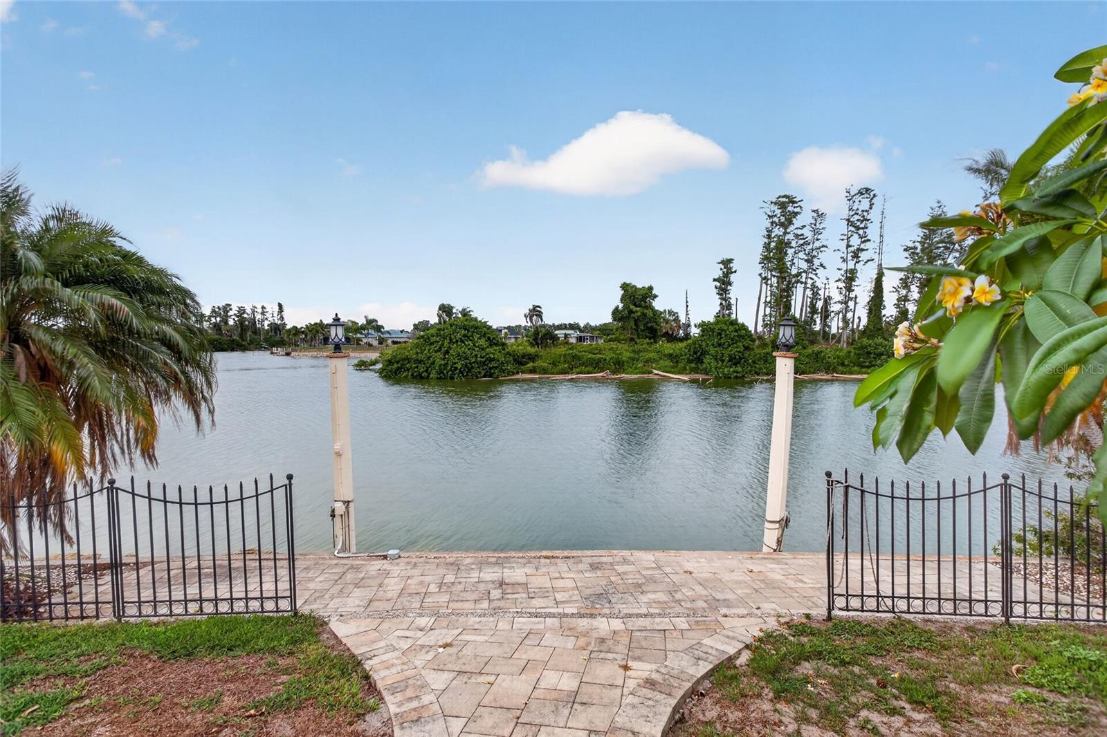 DEL WEBBS SUN CITY FLORIDA UN - Residential