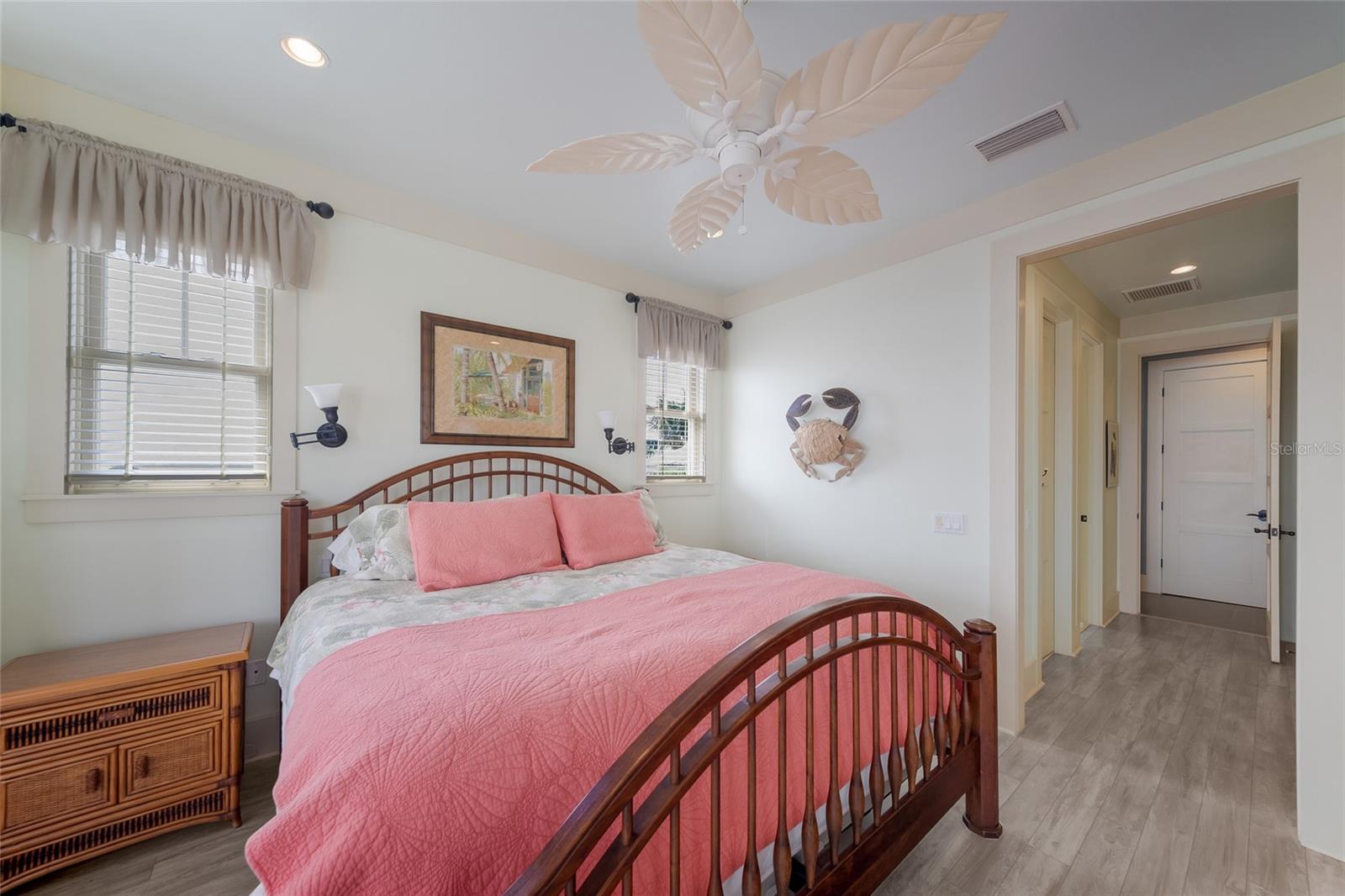 SUNRISE PARK REP - Residential