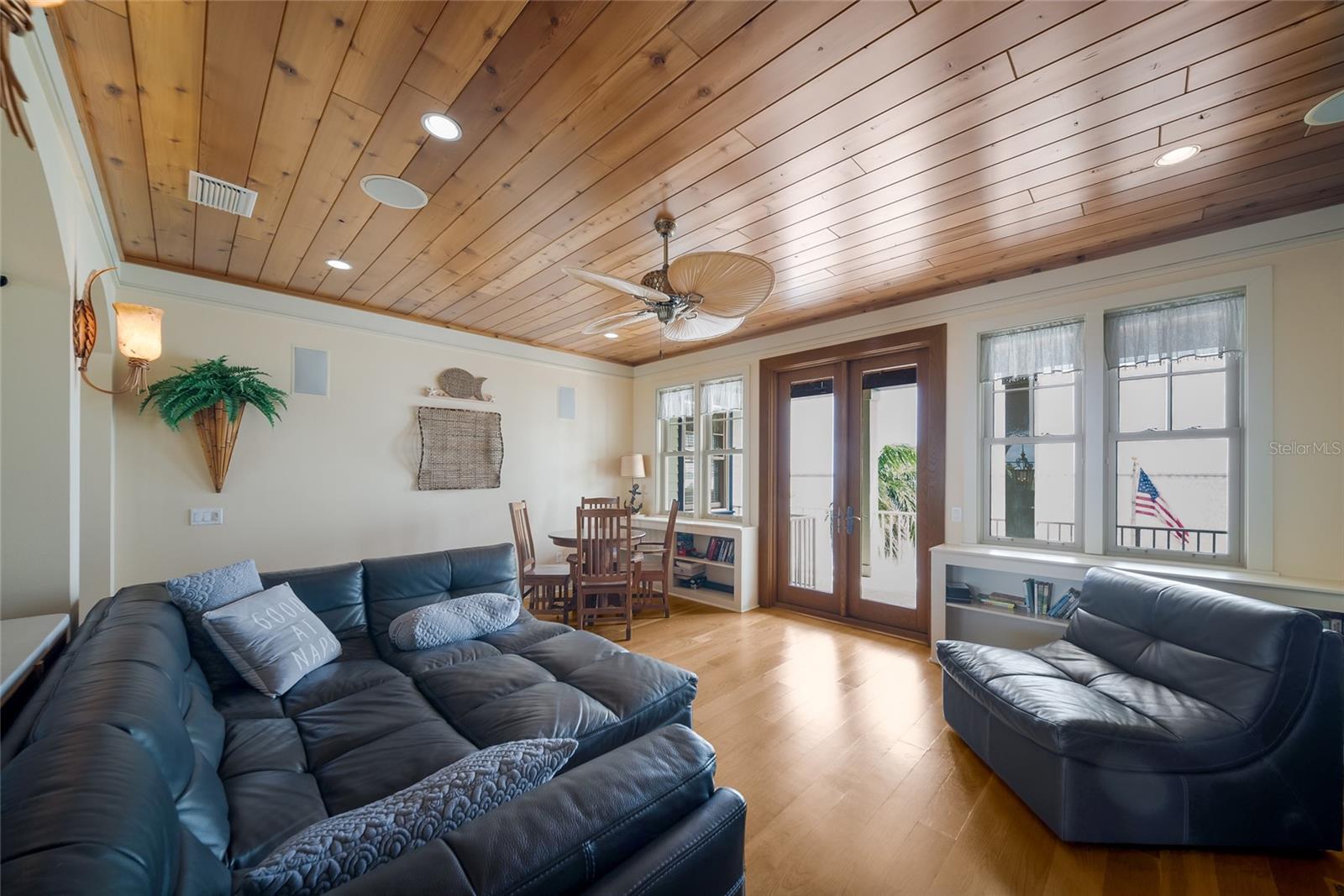 SUNRISE PARK REP - Residential