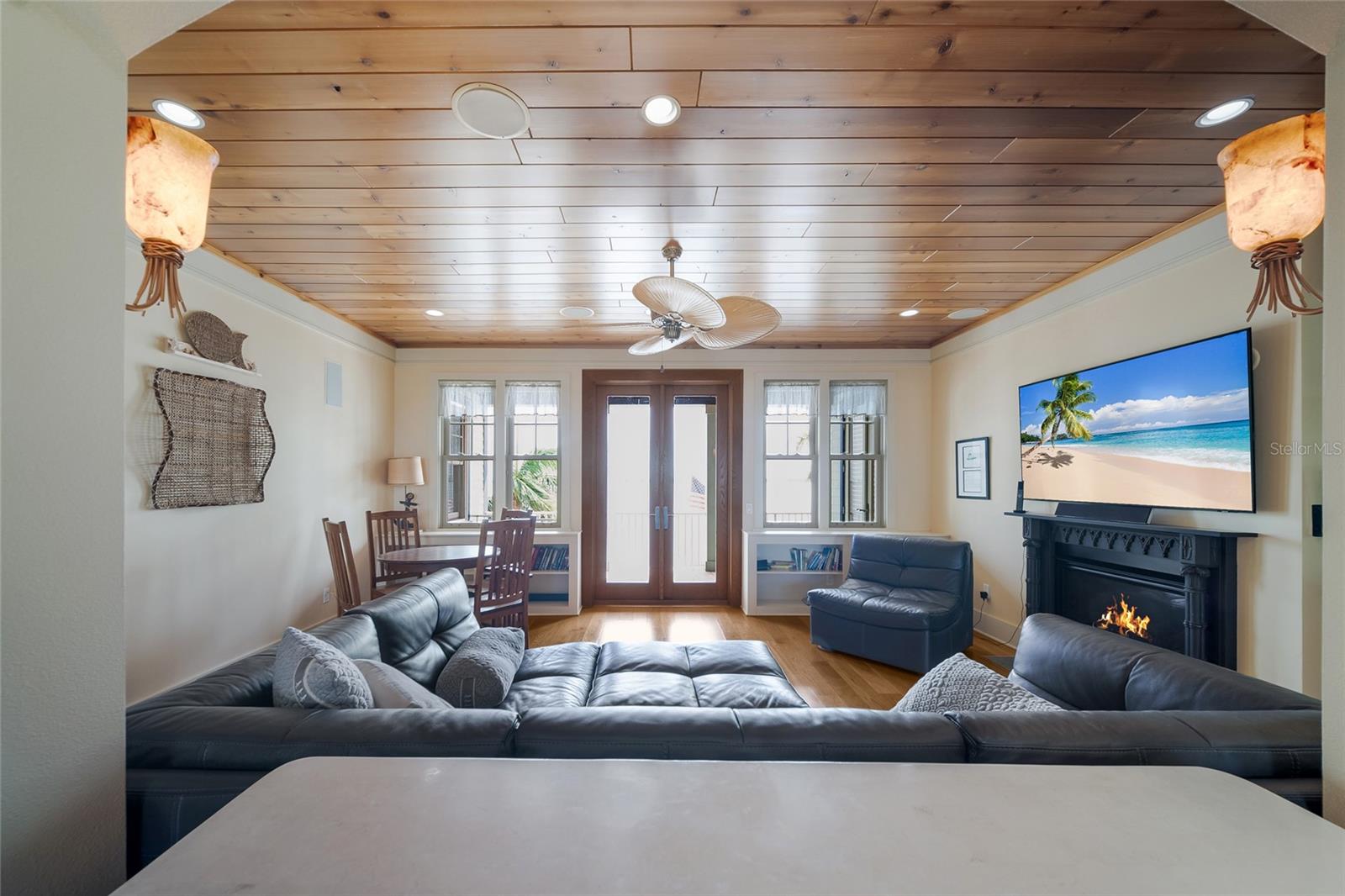 SUNRISE PARK REP - Residential