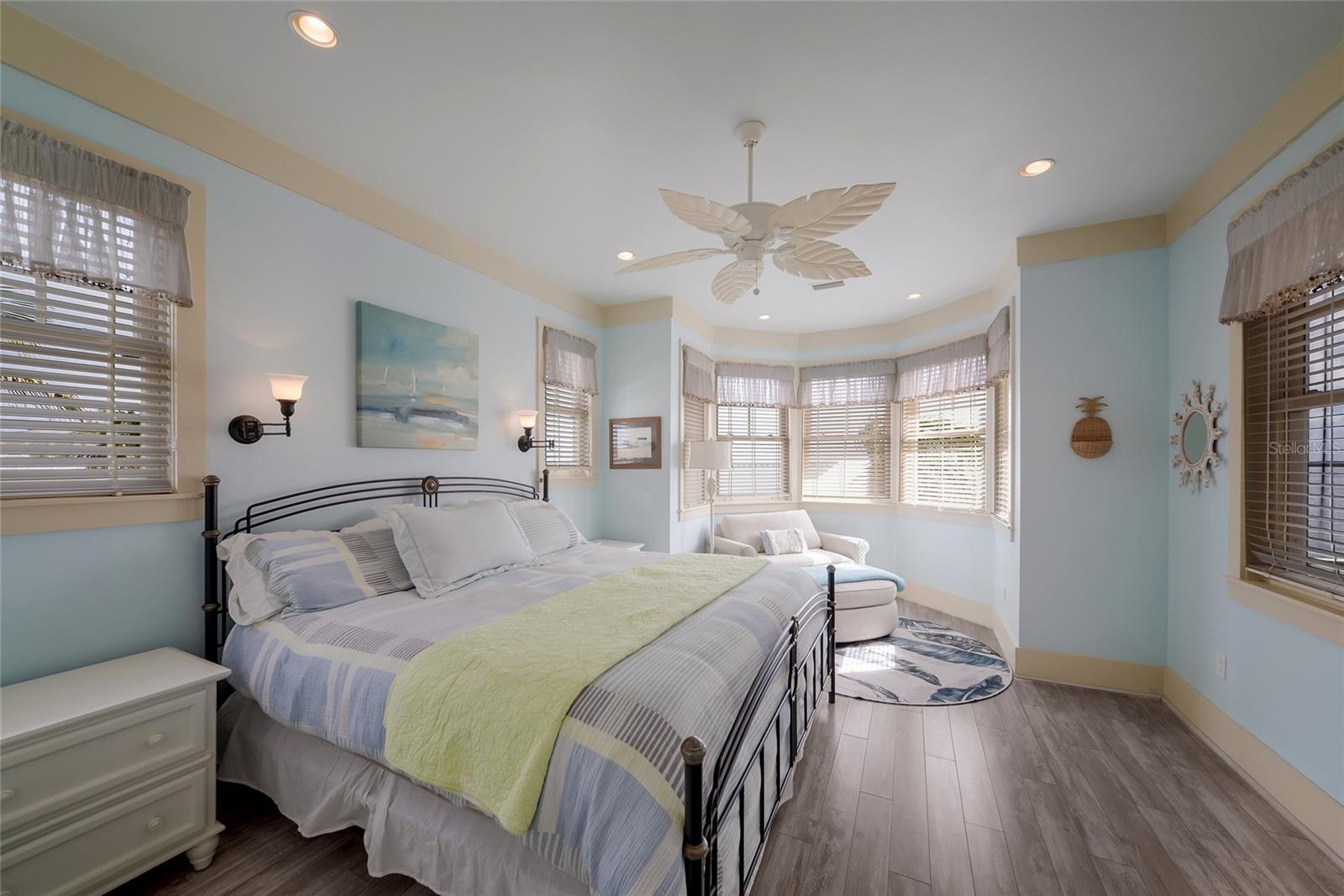 SUNRISE PARK REP - Residential